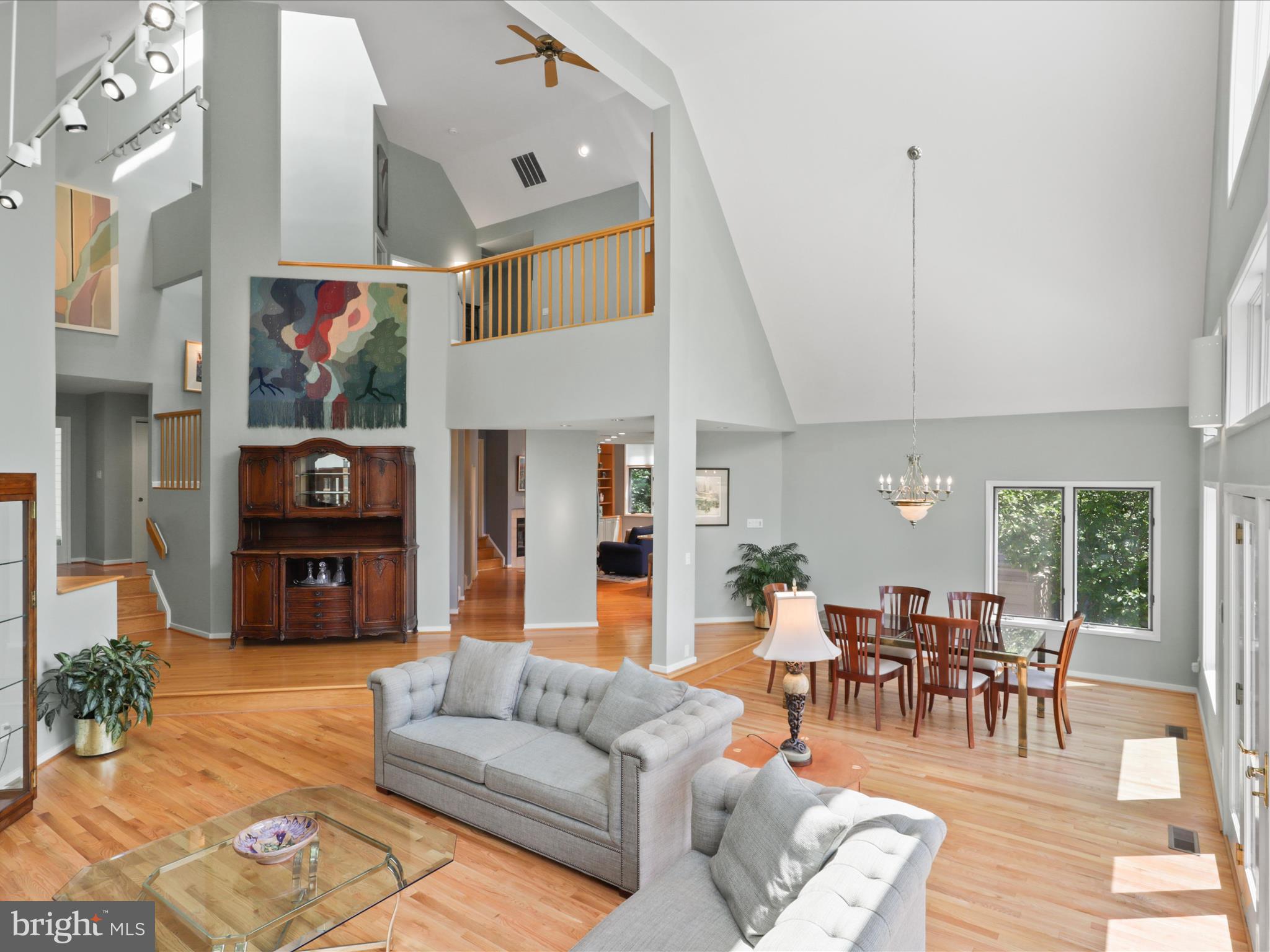 RESTON - Residential