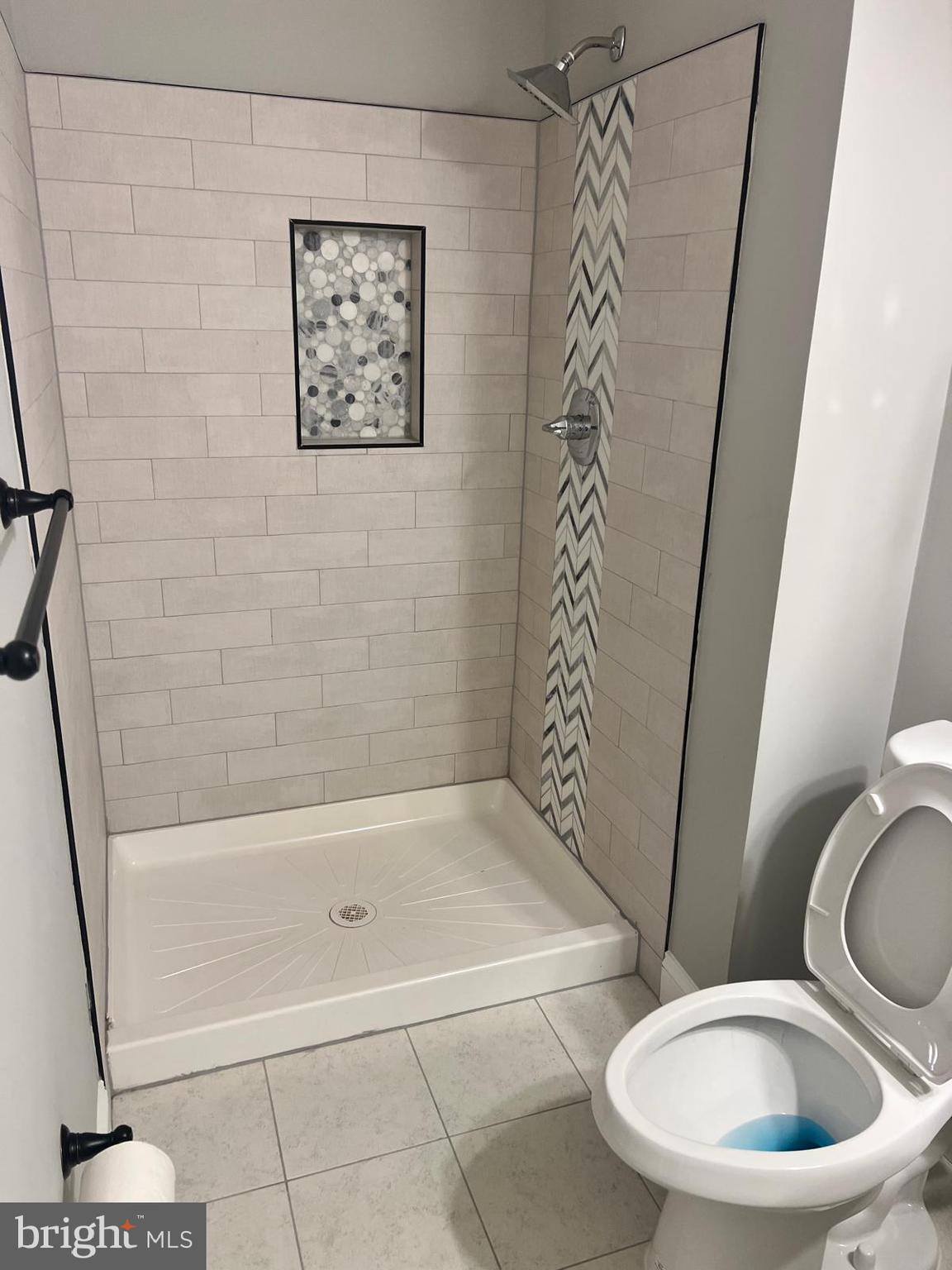 SOUTHLAKE PLAT 1 - Residential Lease