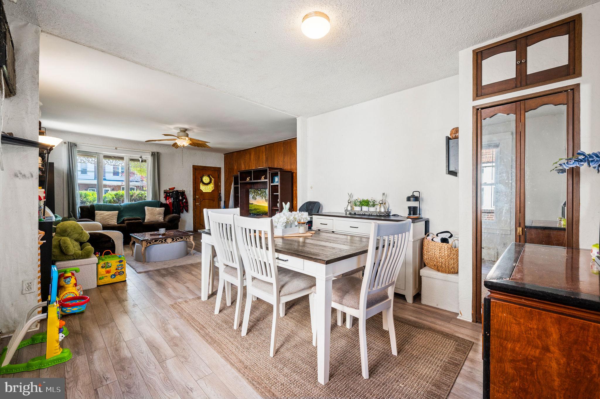 HOLMESBURG - Residential