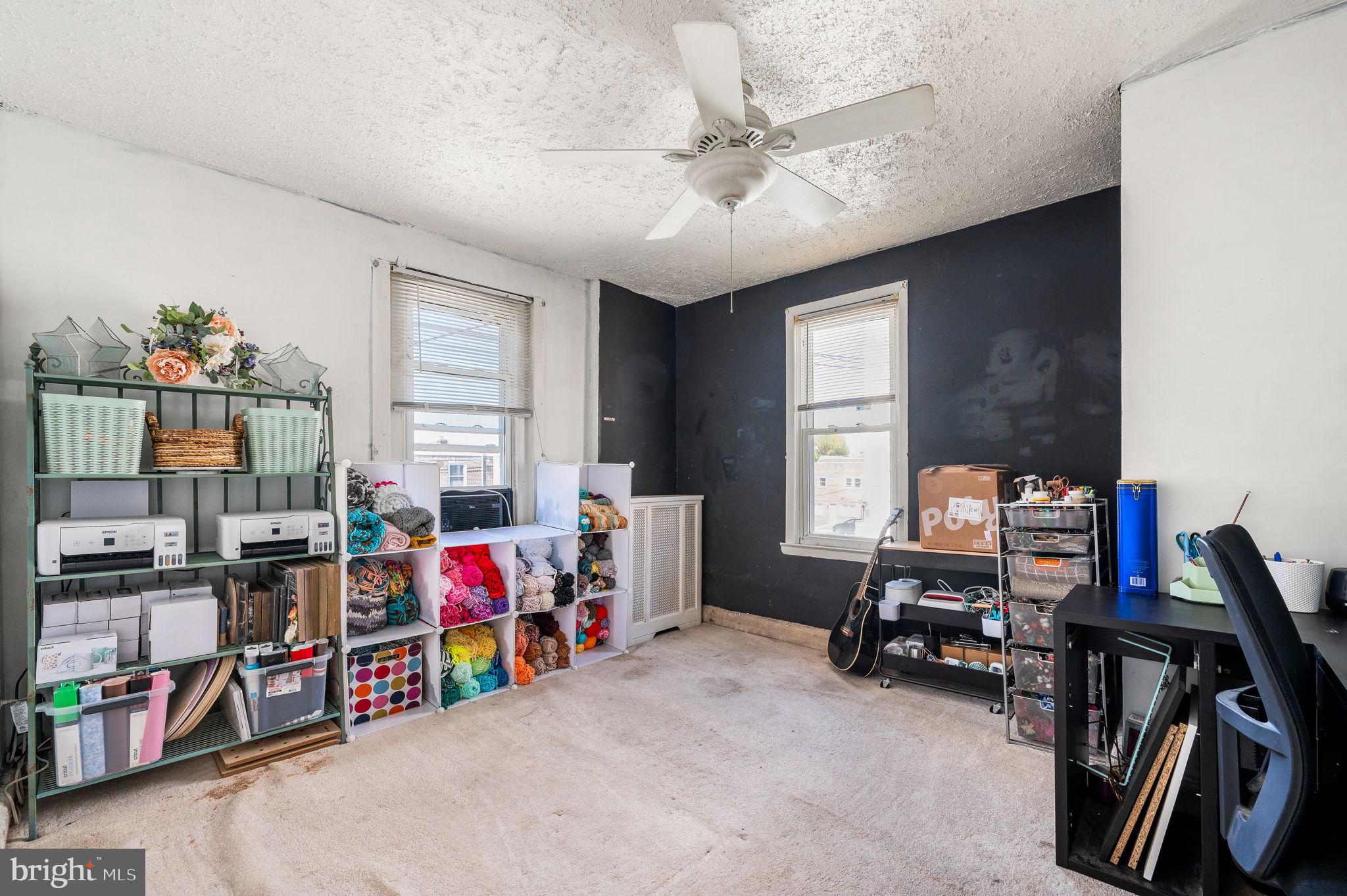 HOLMESBURG - Residential