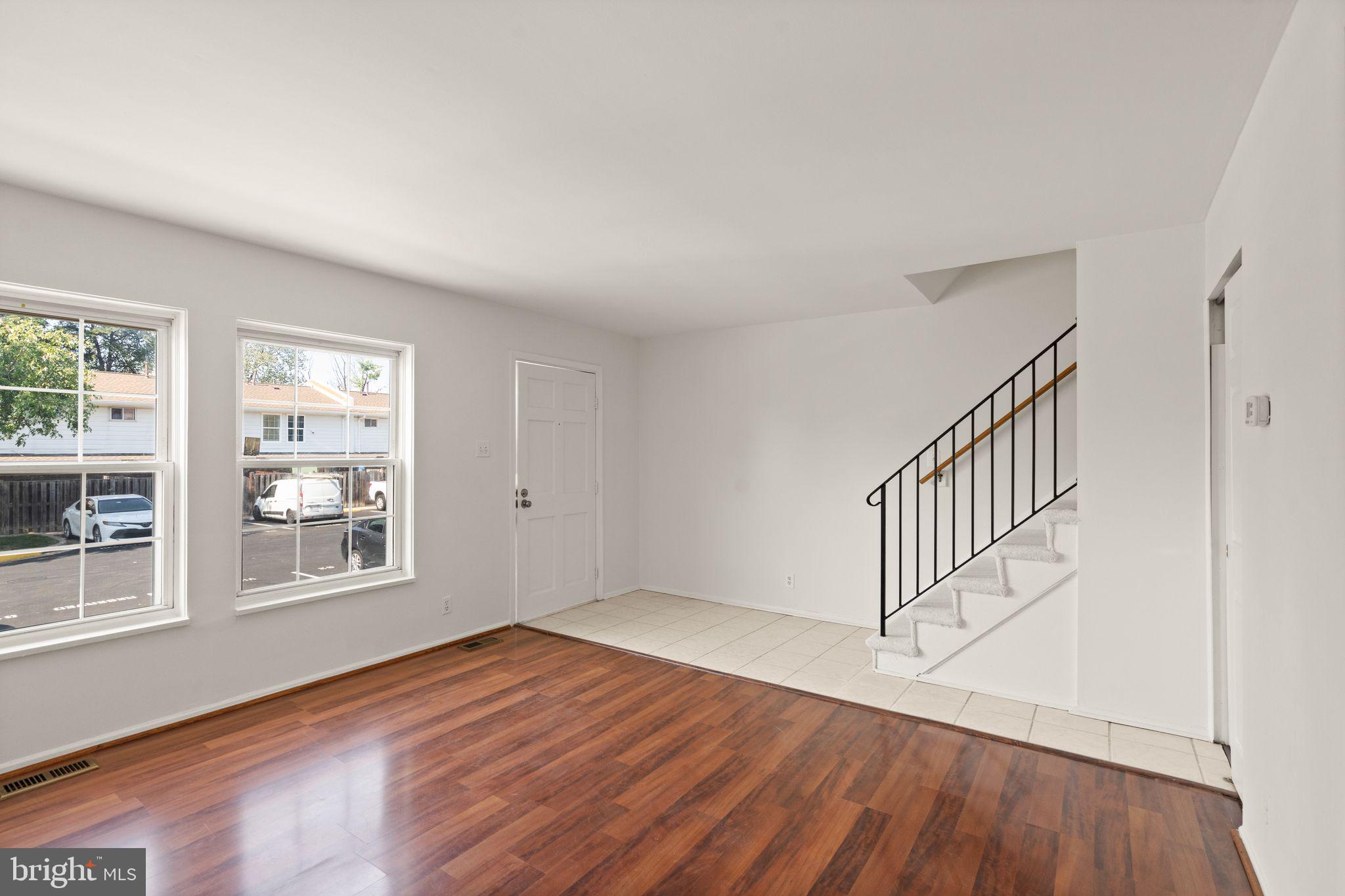 PEMBROOKE - Residential