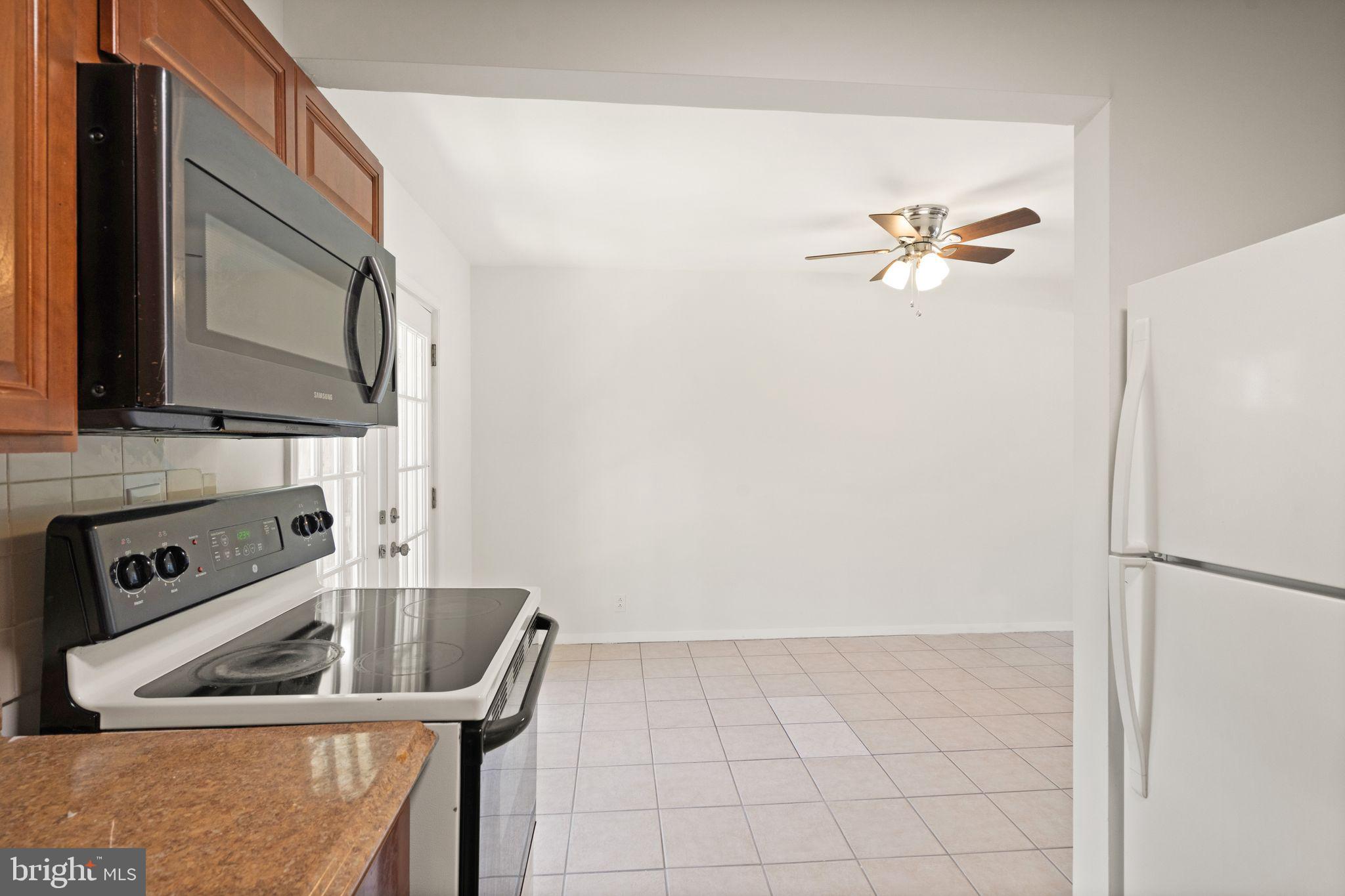 PEMBROOKE - Residential