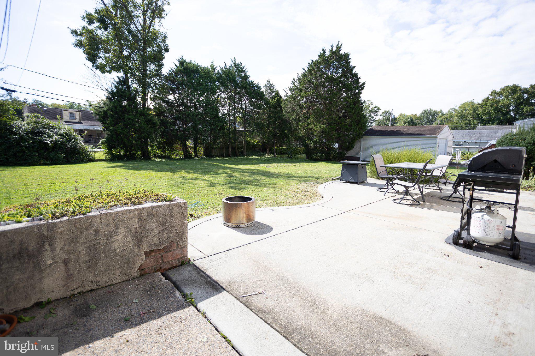 1209 HIGHLAND AVENUE