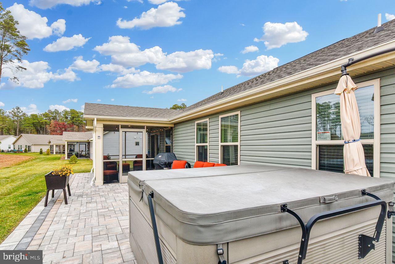 THE VINES OF SANDHILL - Residential