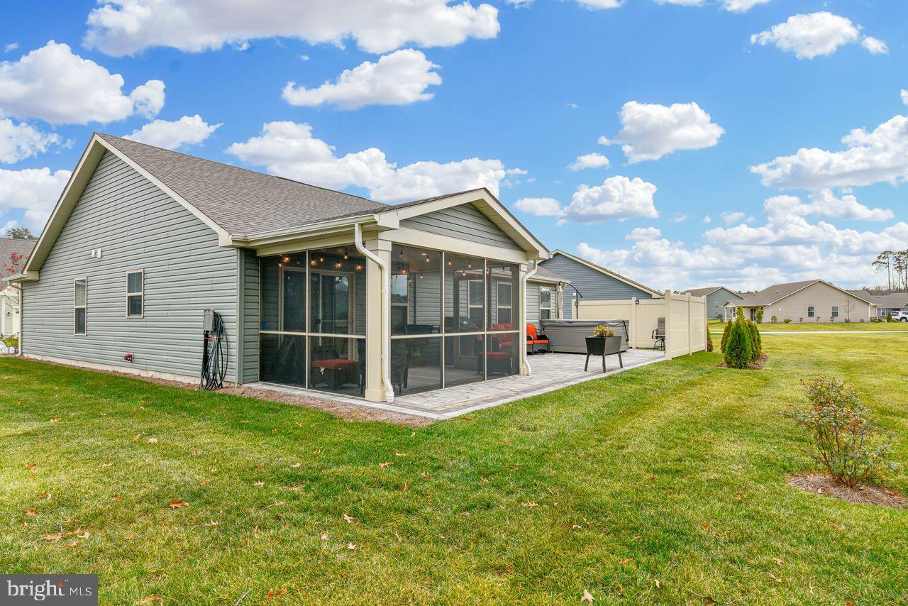 THE VINES OF SANDHILL - Residential