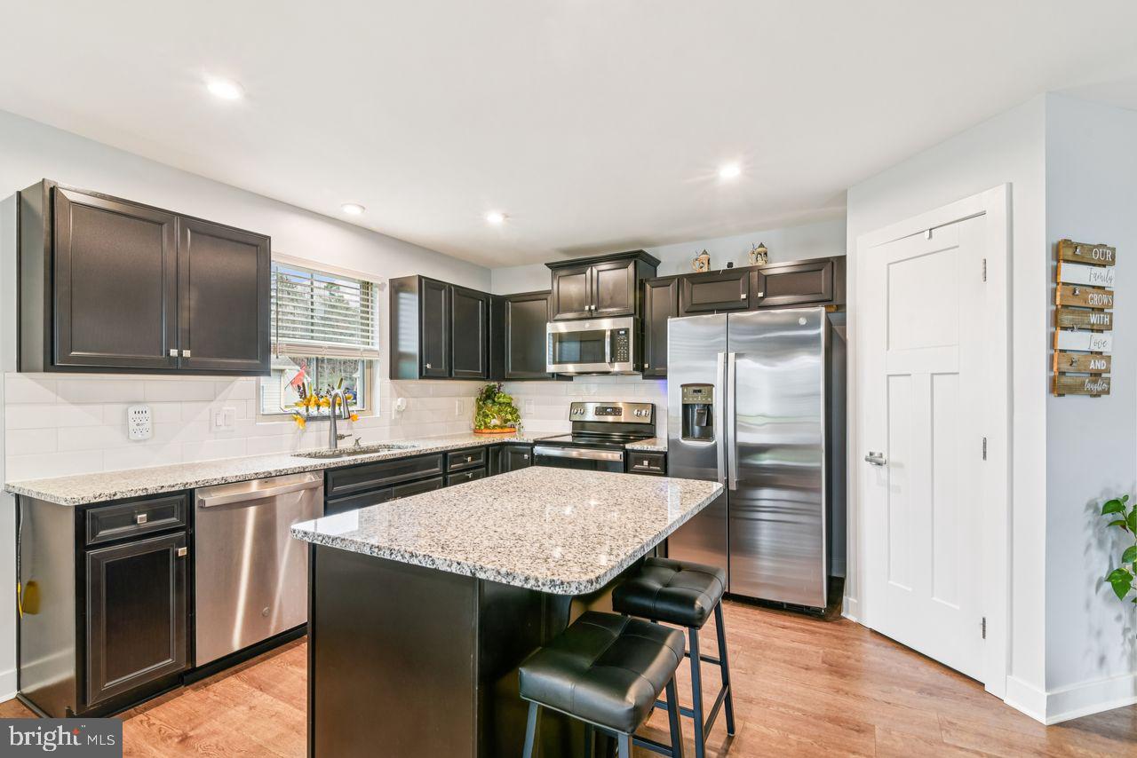 THE VINES OF SANDHILL - Residential