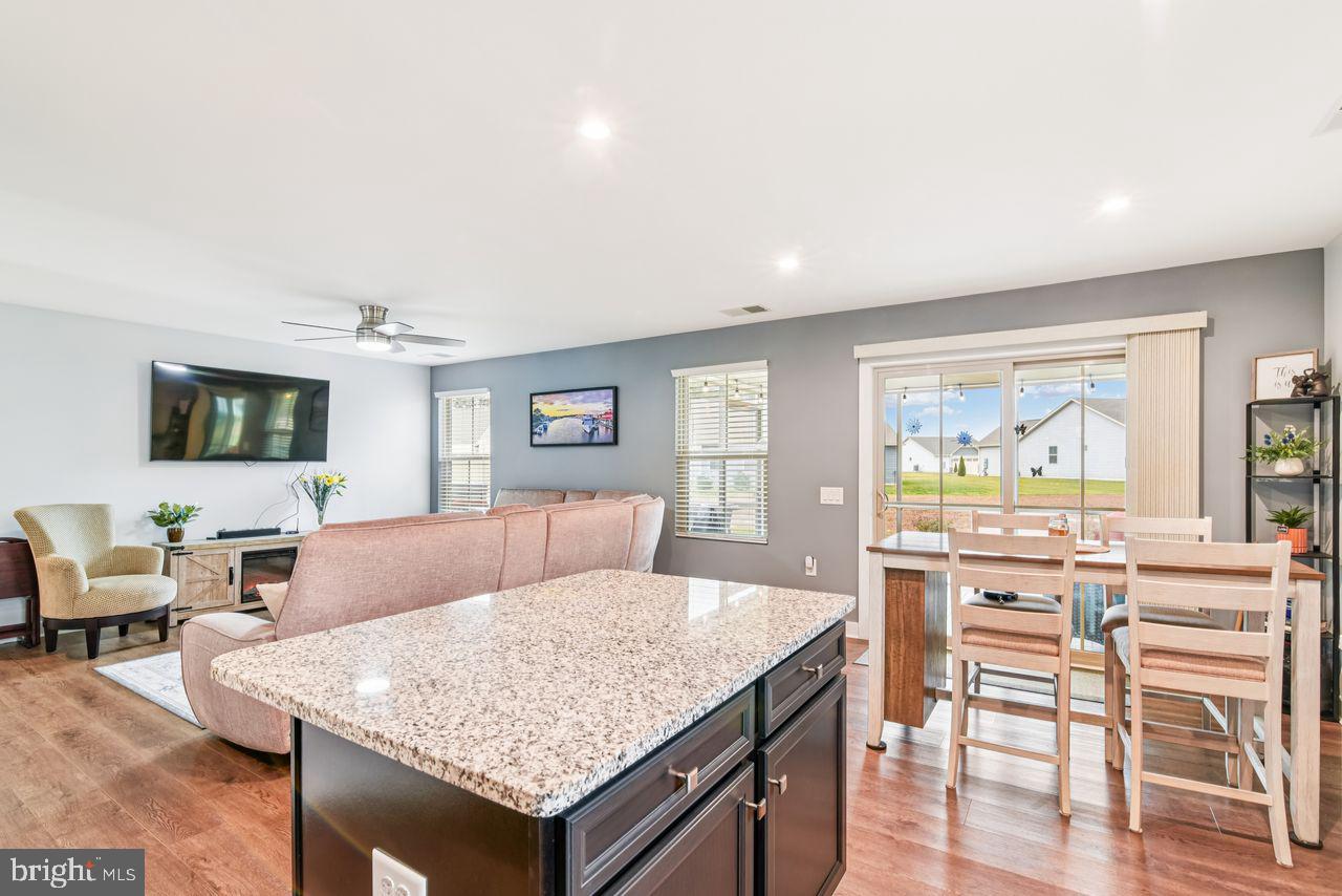 THE VINES OF SANDHILL - Residential