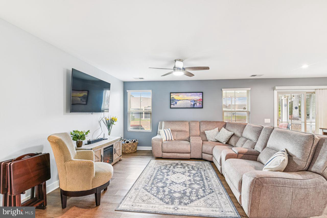 THE VINES OF SANDHILL - Residential