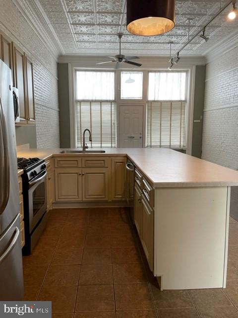 SHIPOKE - Residential Income