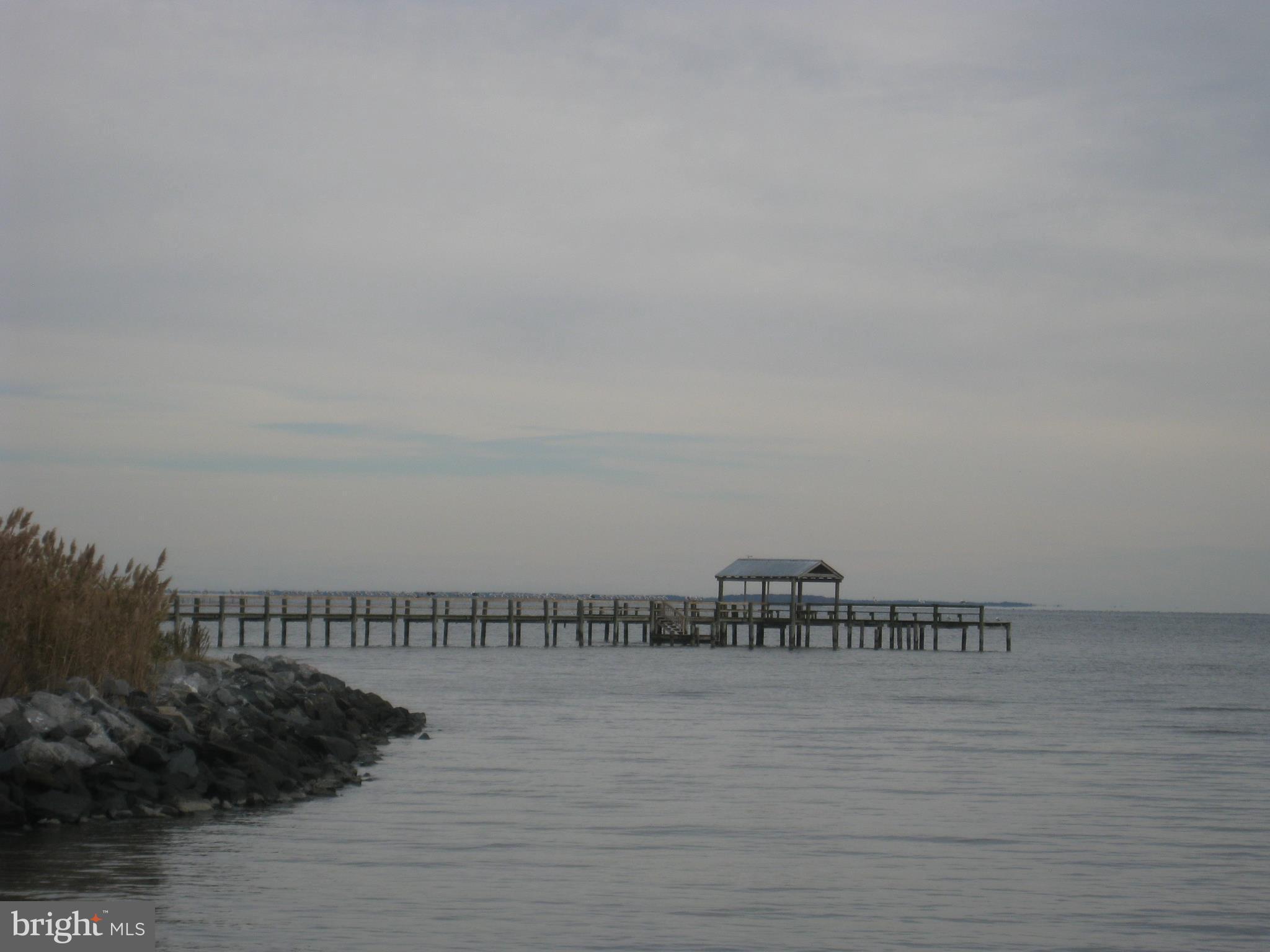 FRANKLIN MANOR BEACH - Residential