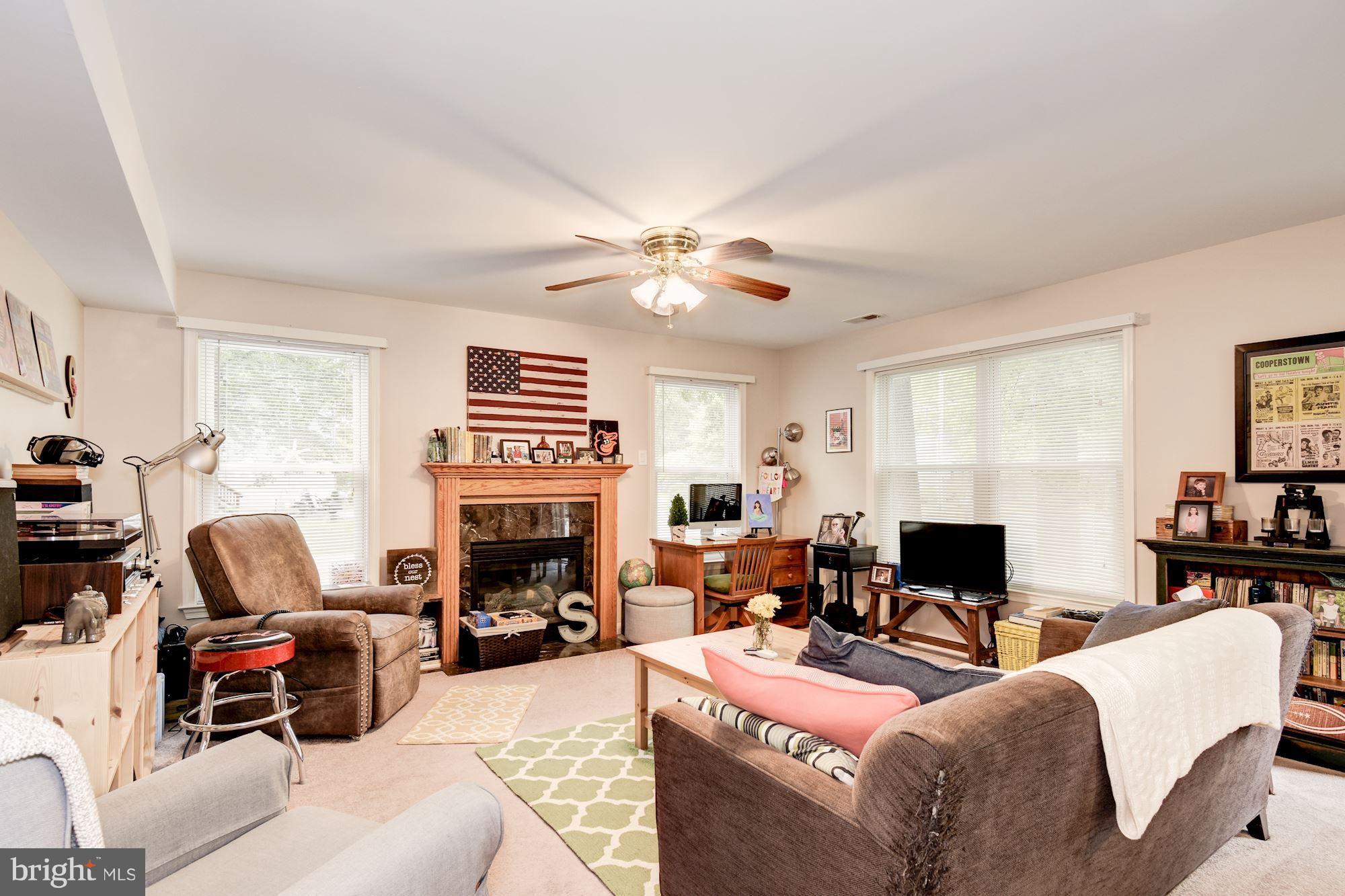 FRANKLIN MANOR BEACH - Residential