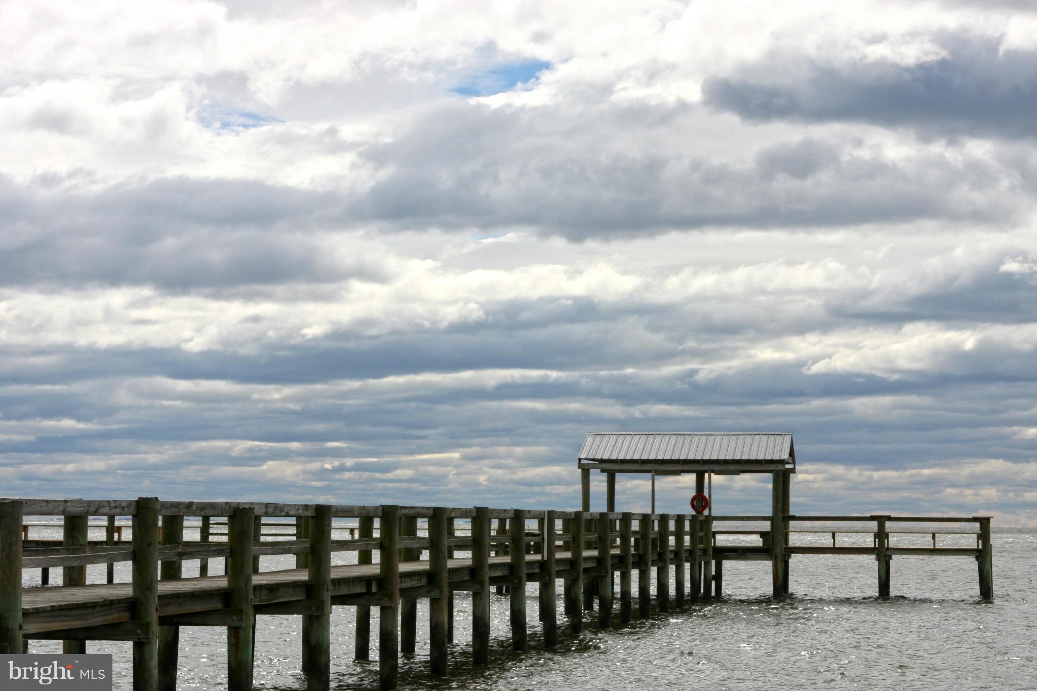 FRANKLIN MANOR BEACH - Residential