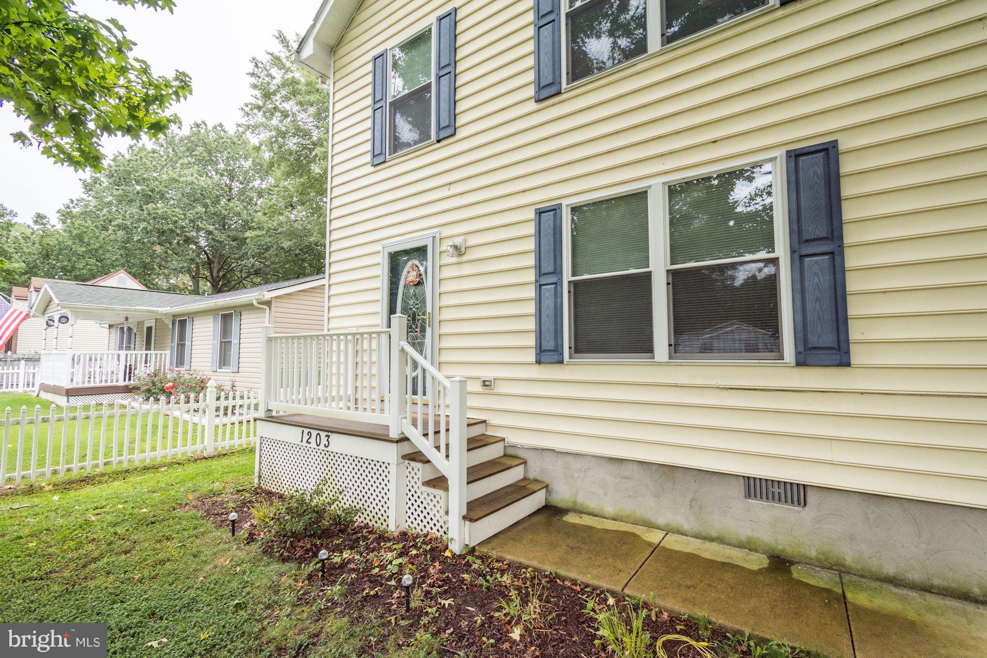 FRANKLIN MANOR BEACH - Residential