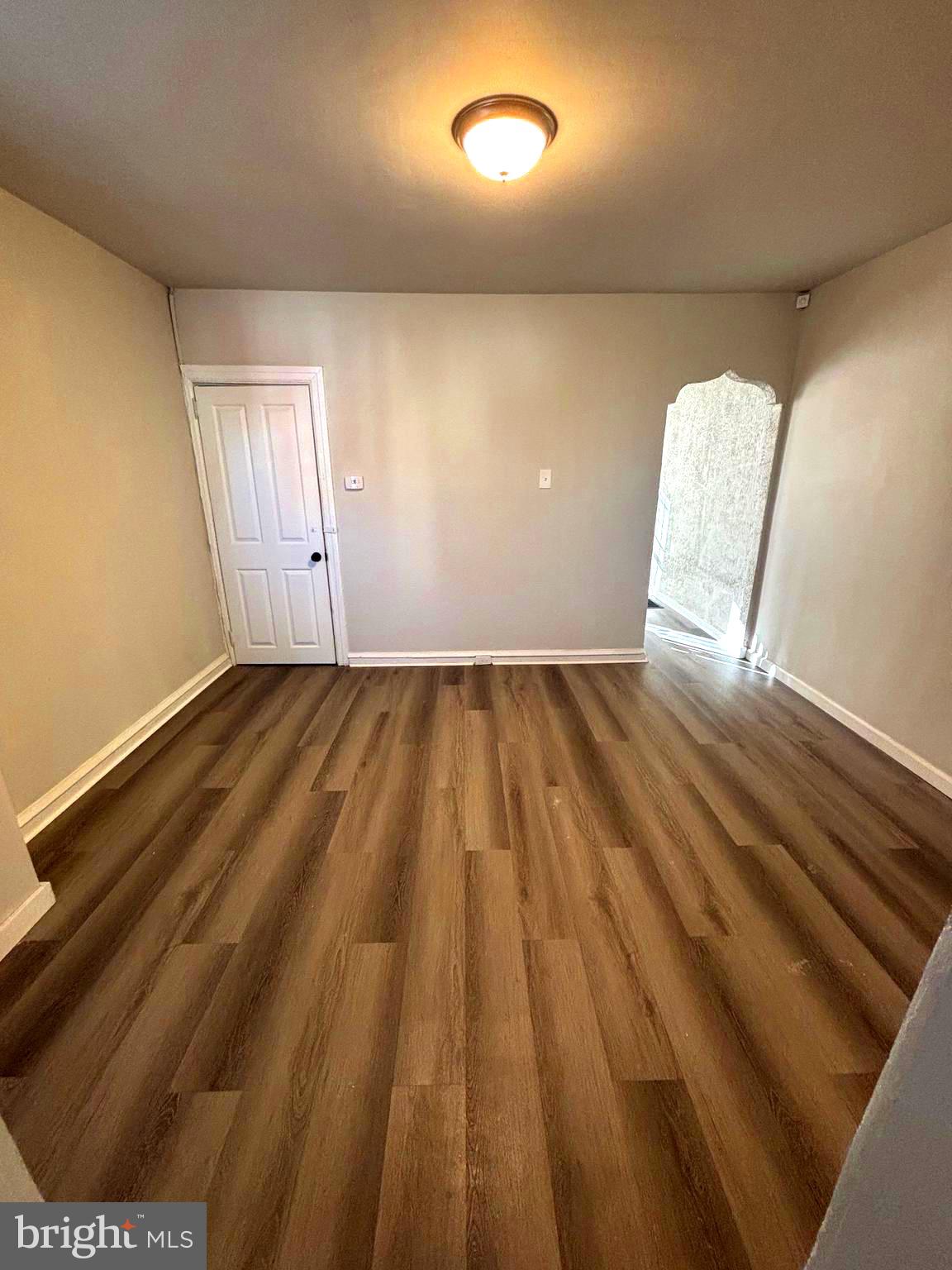 KENSINGTON - Residential