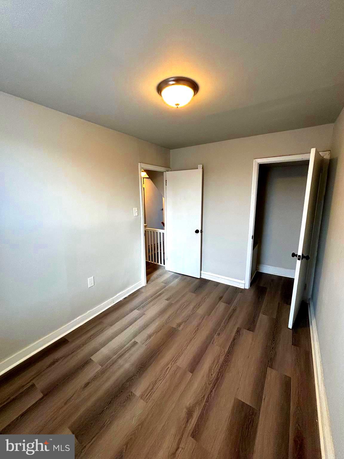 KENSINGTON - Residential