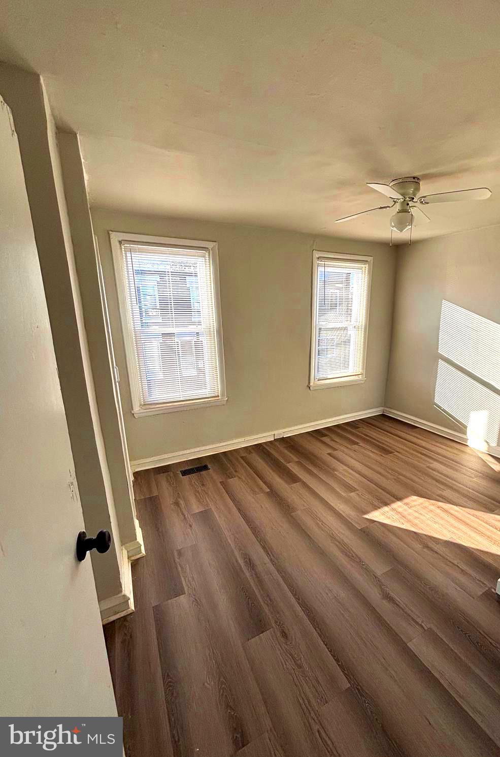 KENSINGTON - Residential