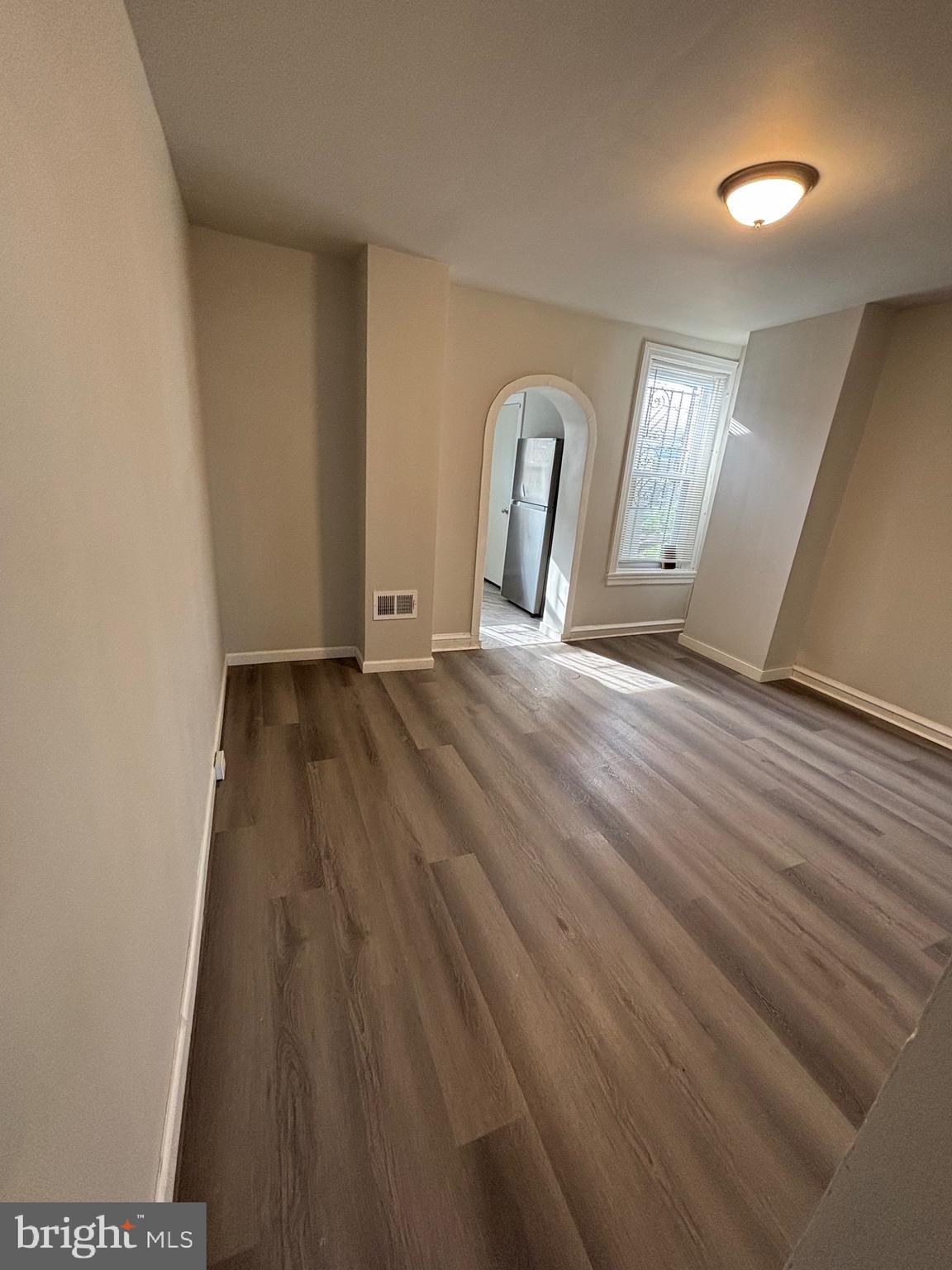 KENSINGTON - Residential