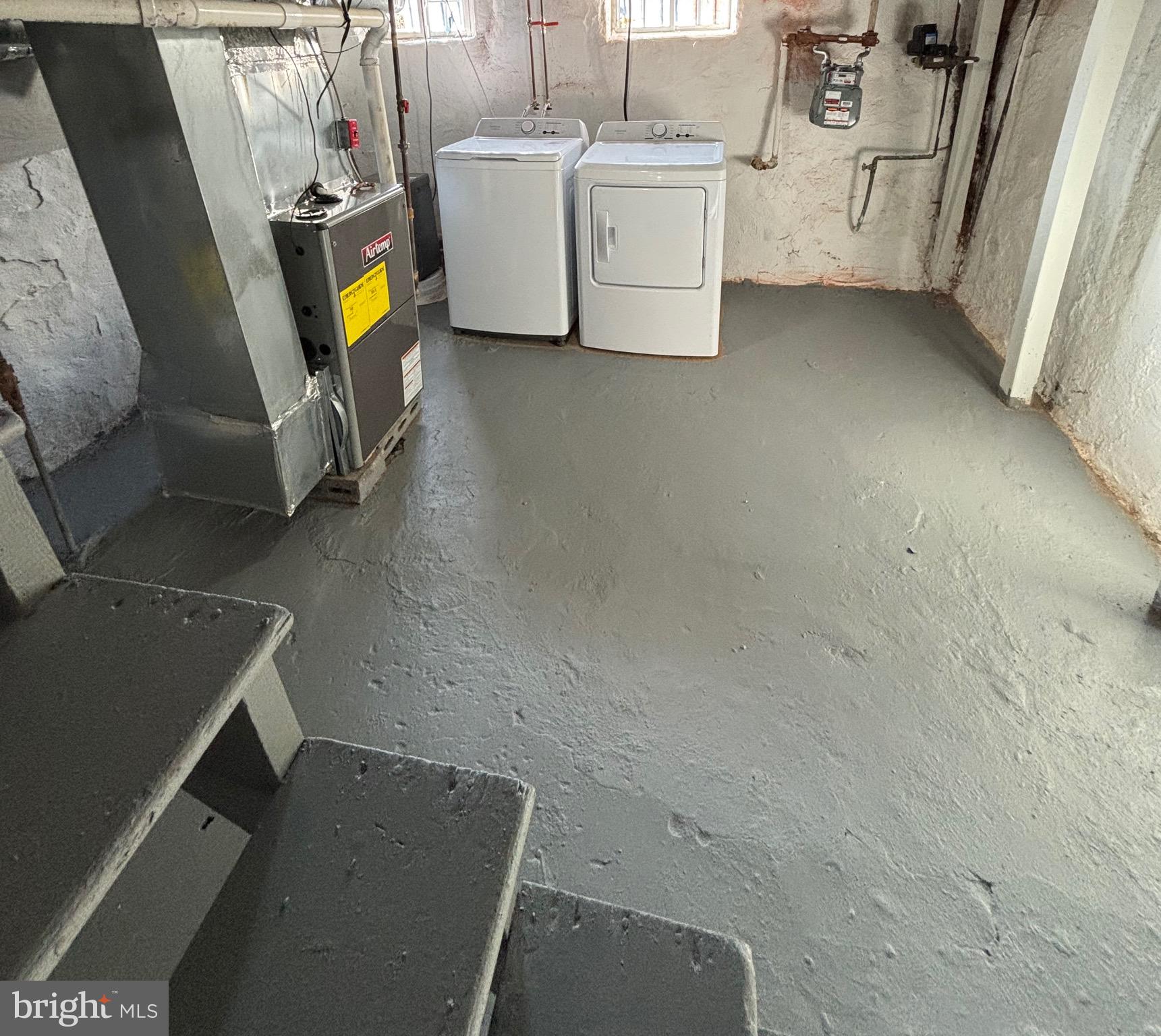 KENSINGTON - Residential