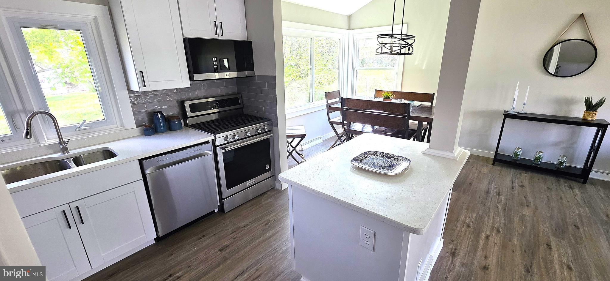 ABERDEEN HILLS - Residential
