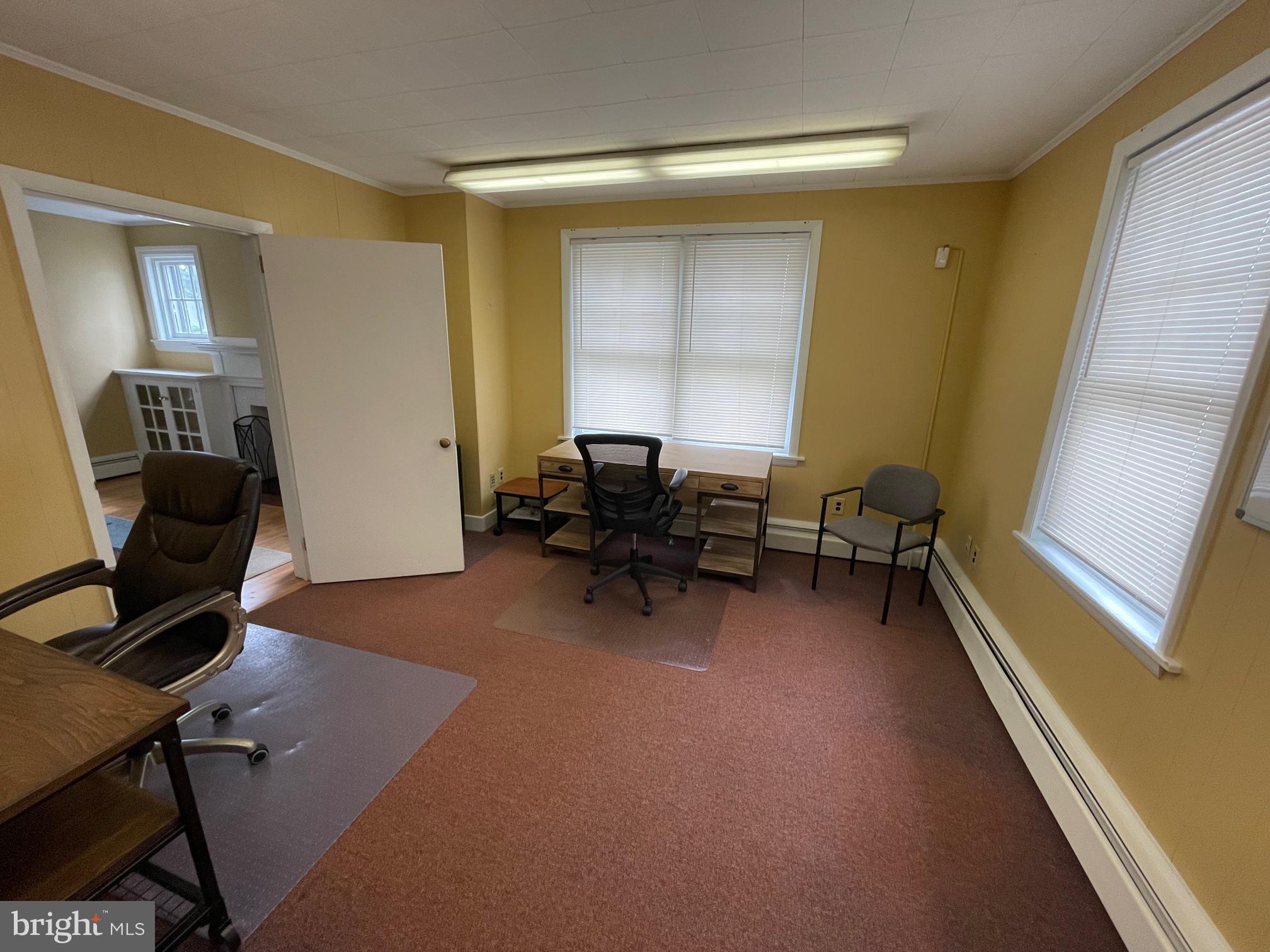 AMBLER - Commercial Lease