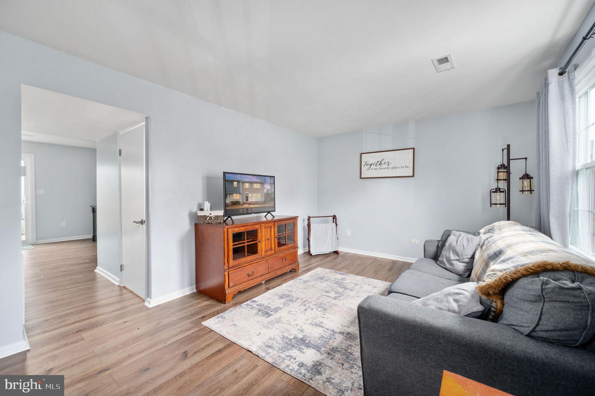 HERITAGE COURT - Residential