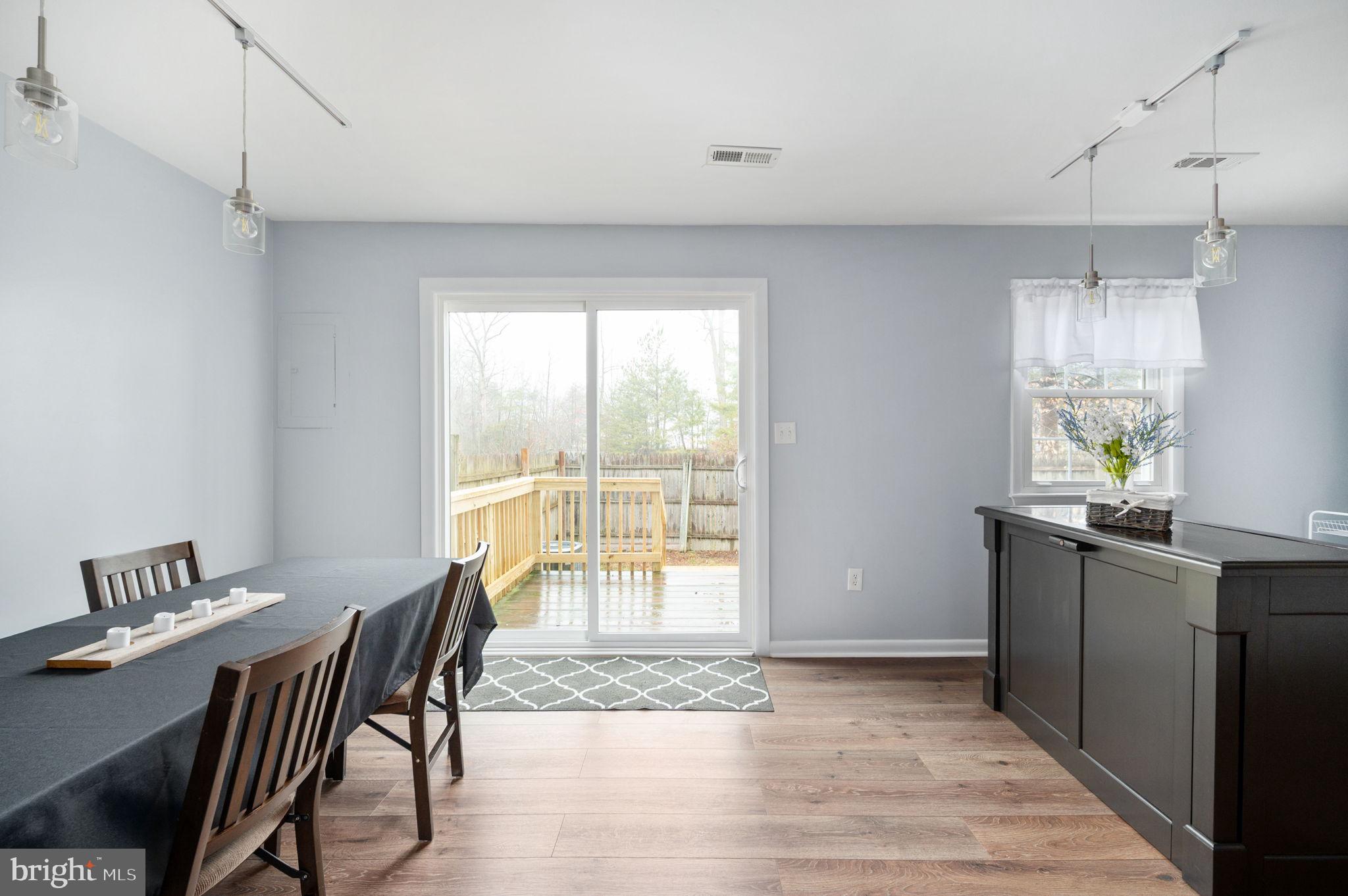 HERITAGE COURT - Residential