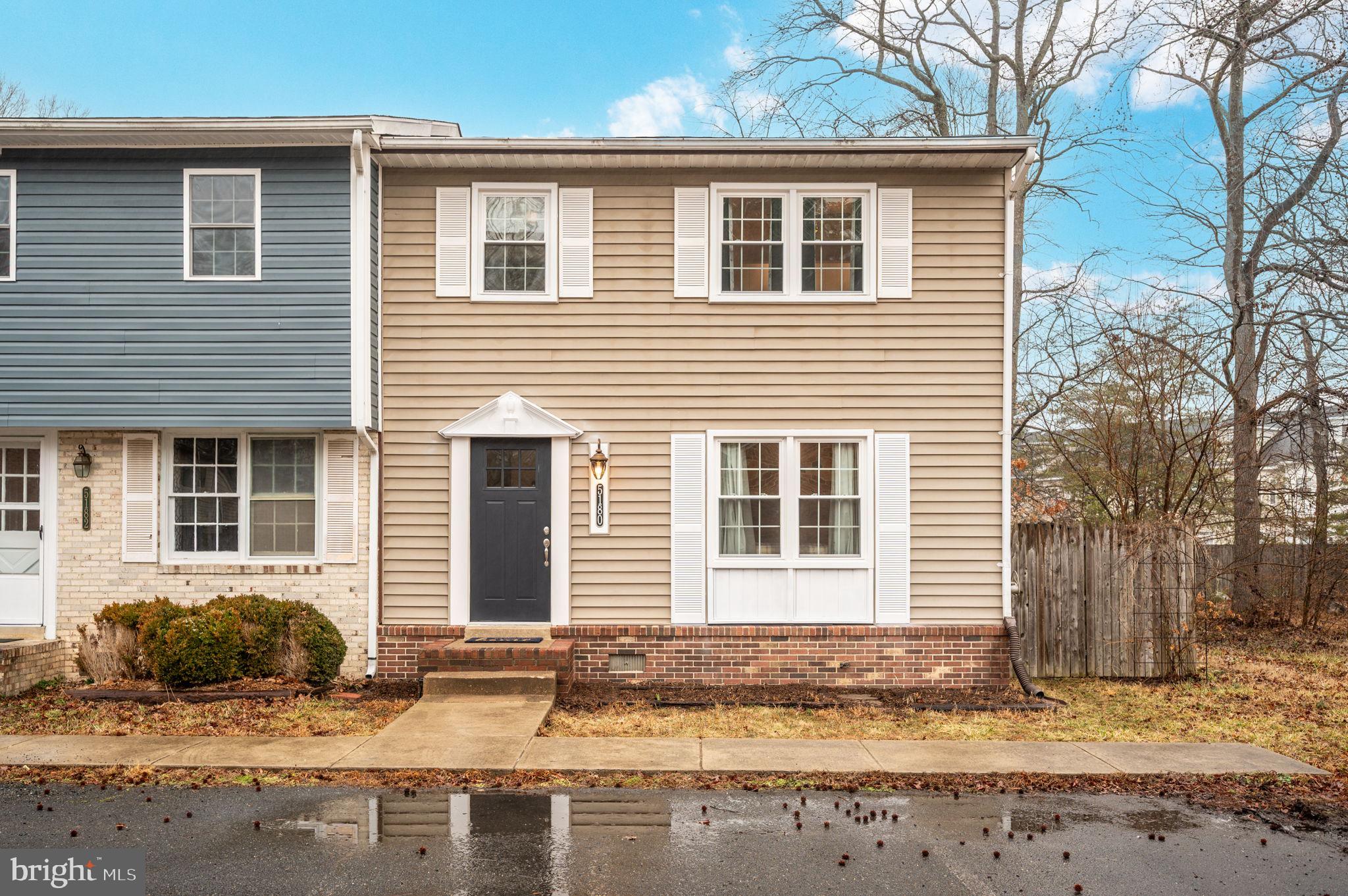 HERITAGE COURT - Residential