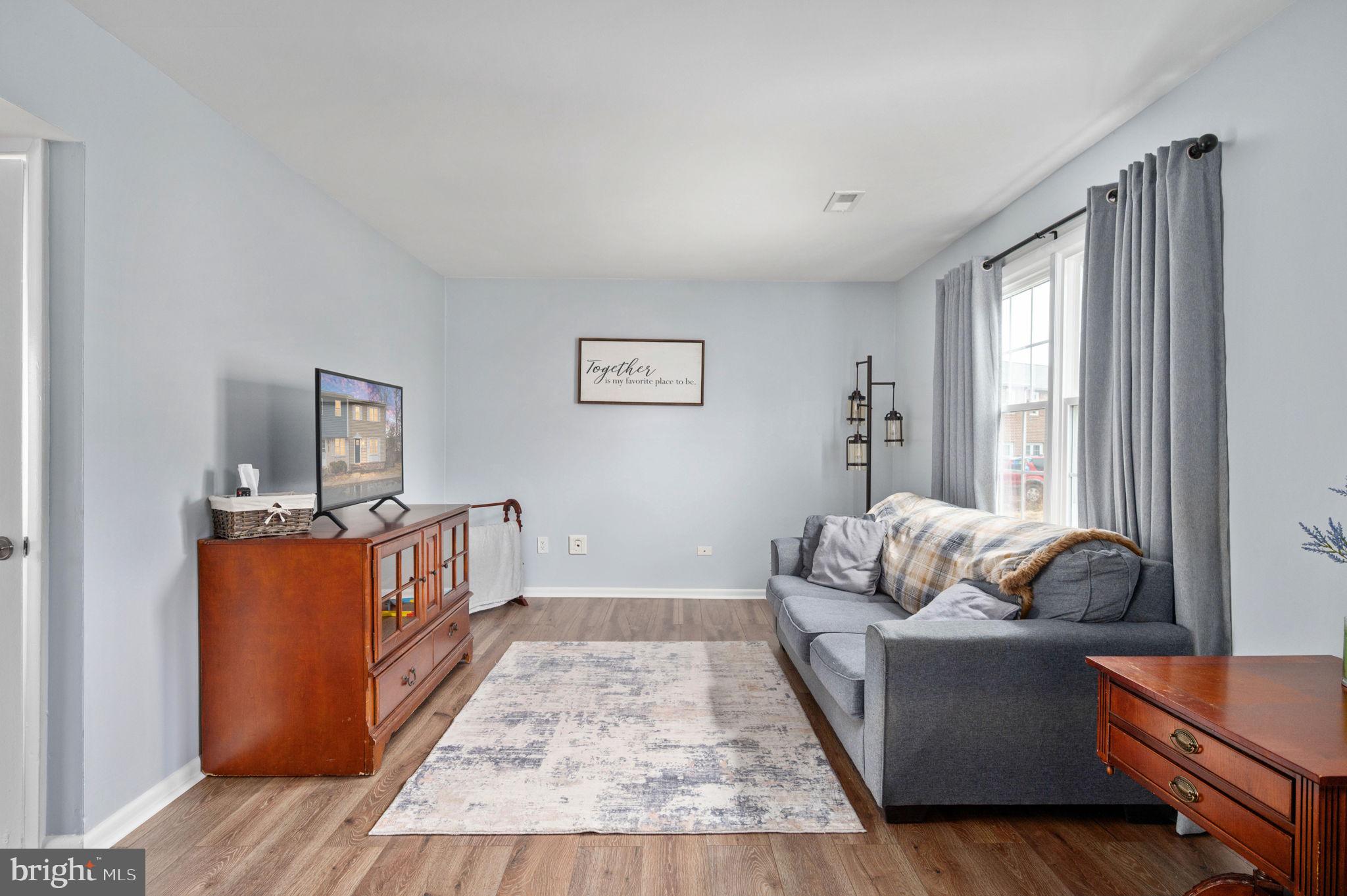 HERITAGE COURT - Residential