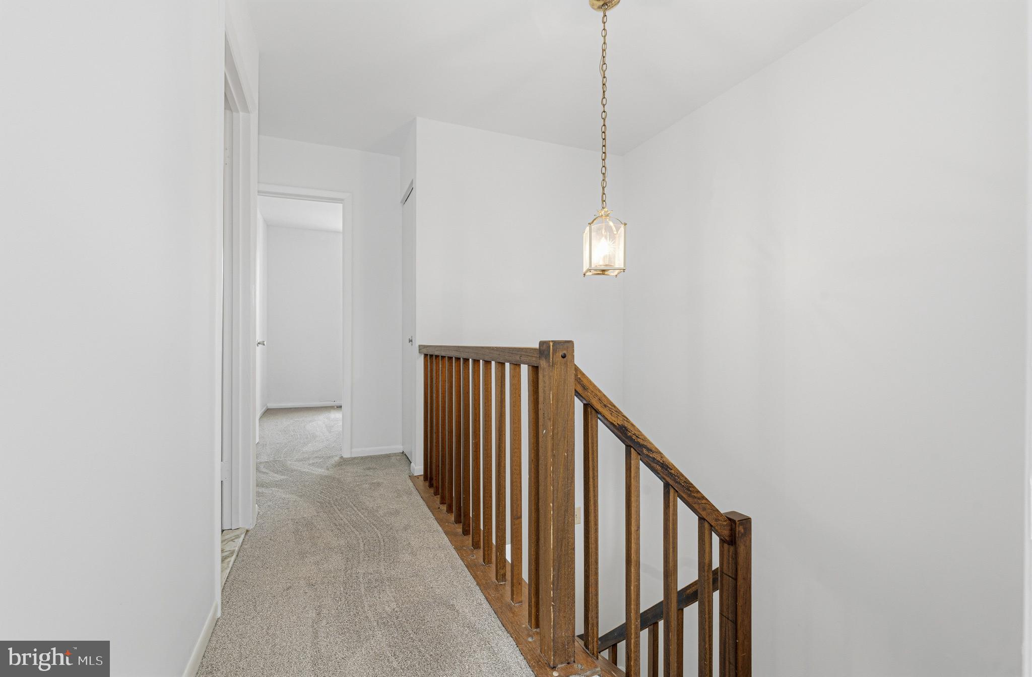 LAUREL - Residential