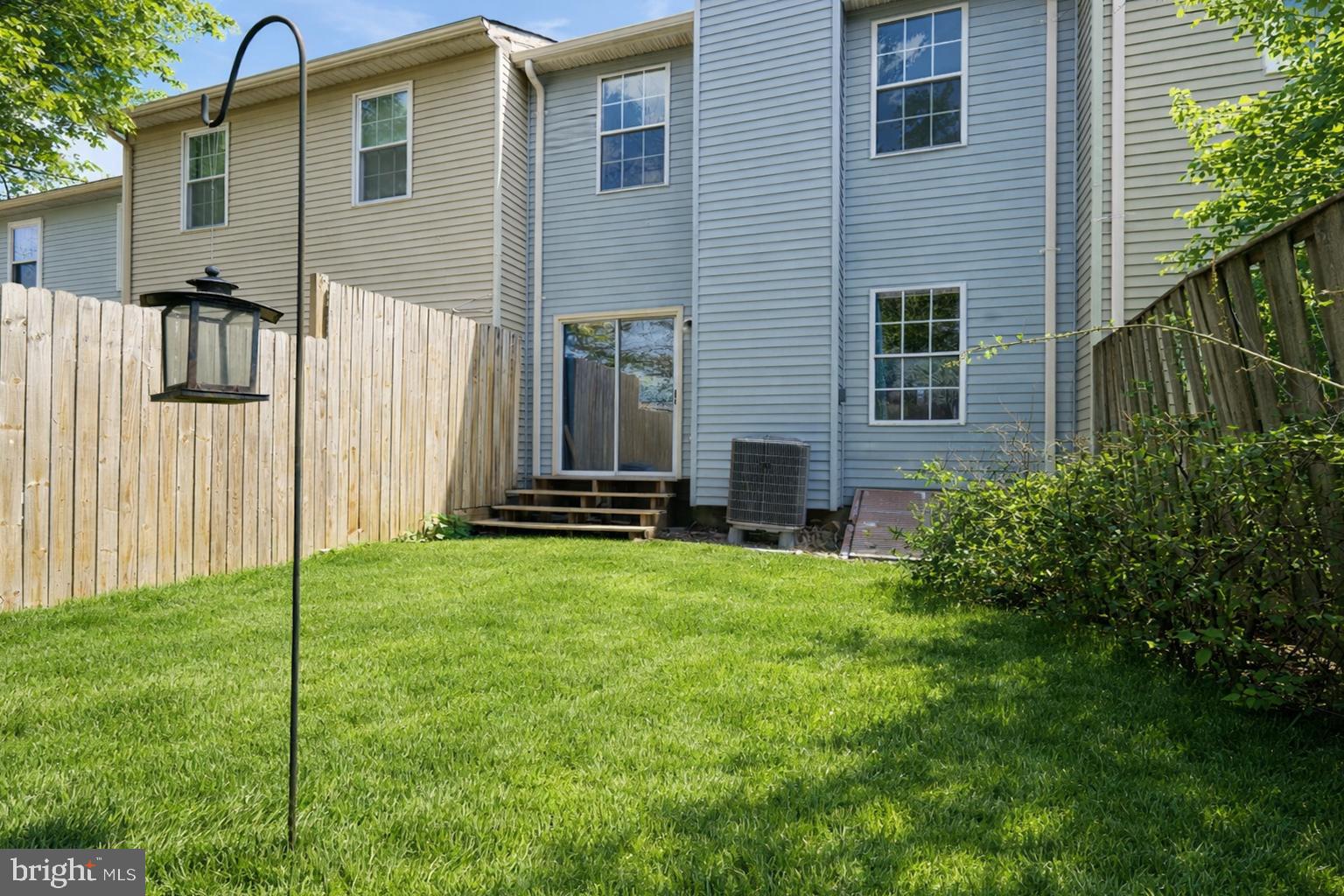 LAUREL - Residential