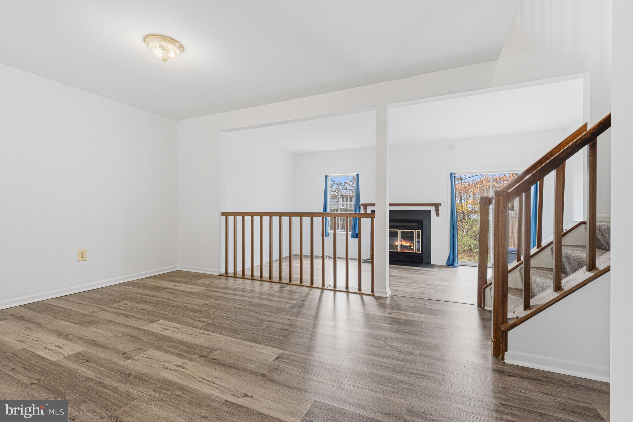 LAUREL - Residential