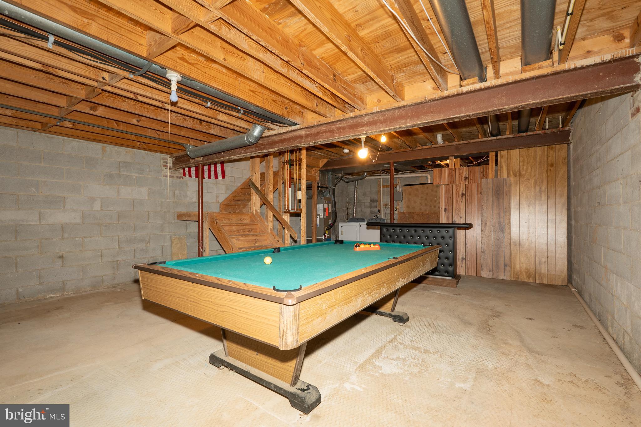 LAUREL - Residential