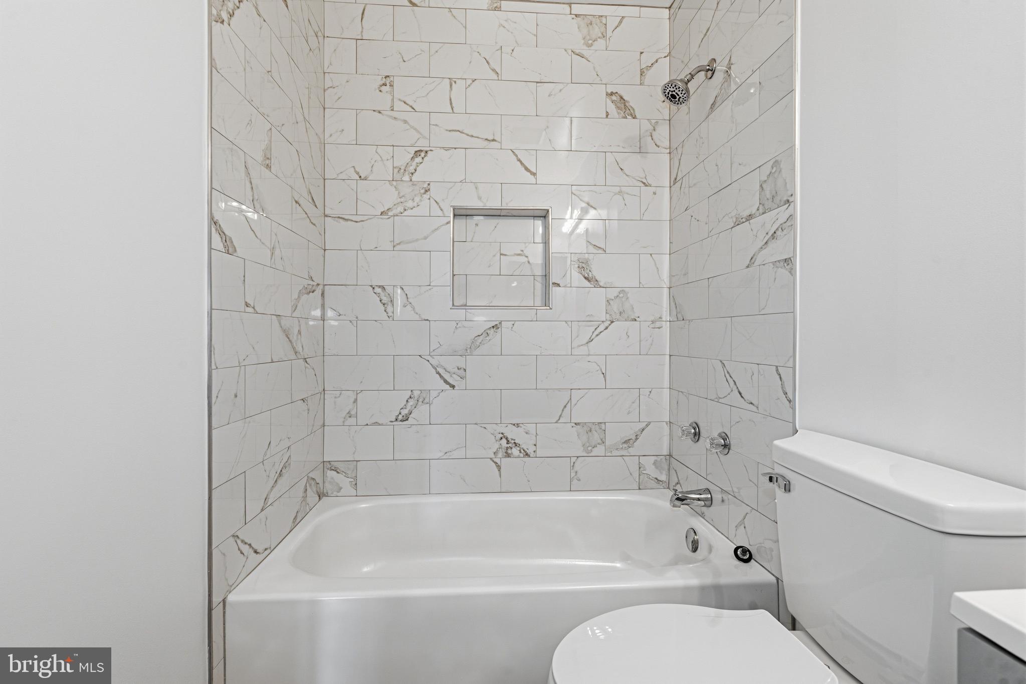 LAUREL - Residential