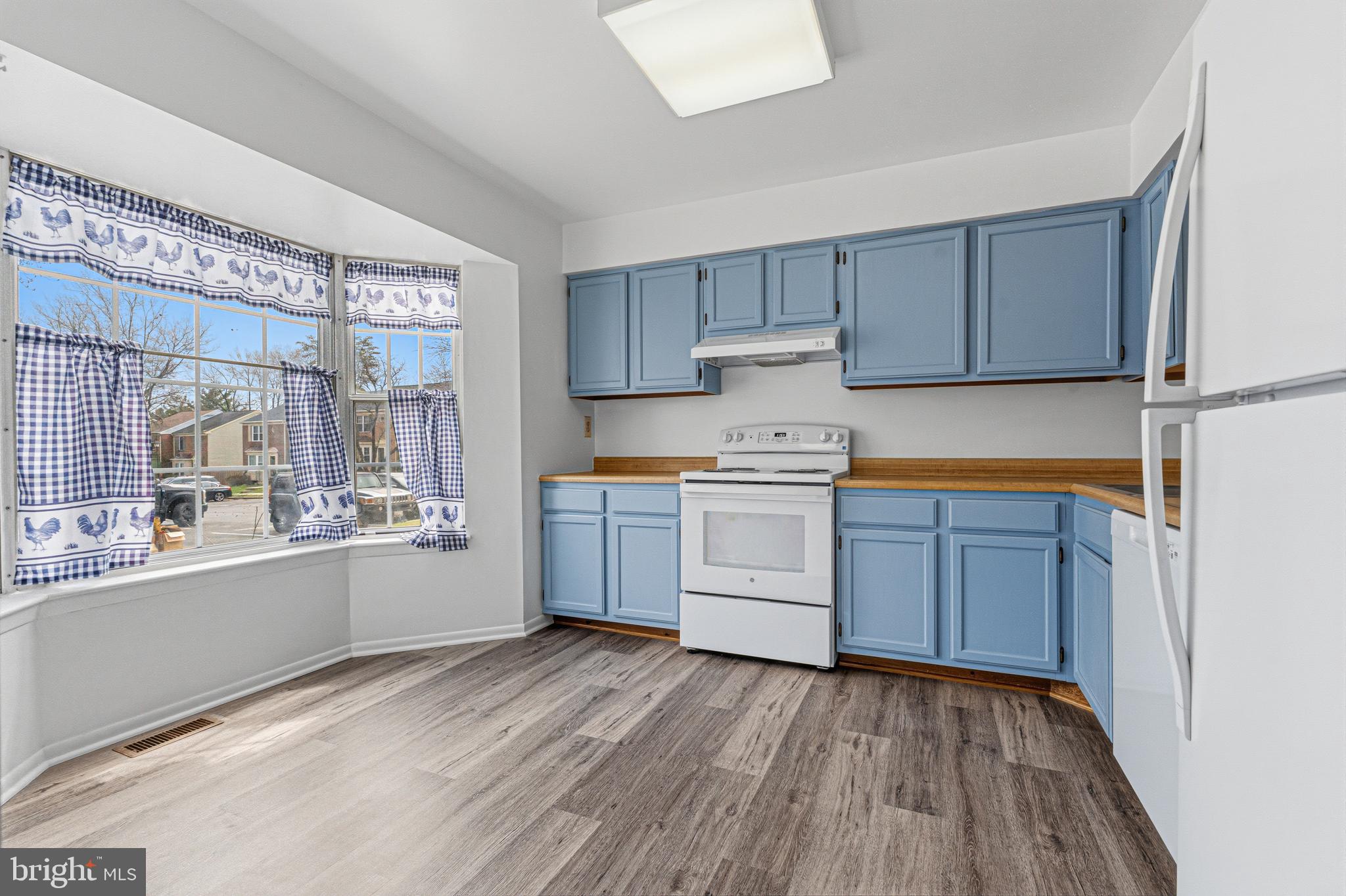 LAUREL - Residential