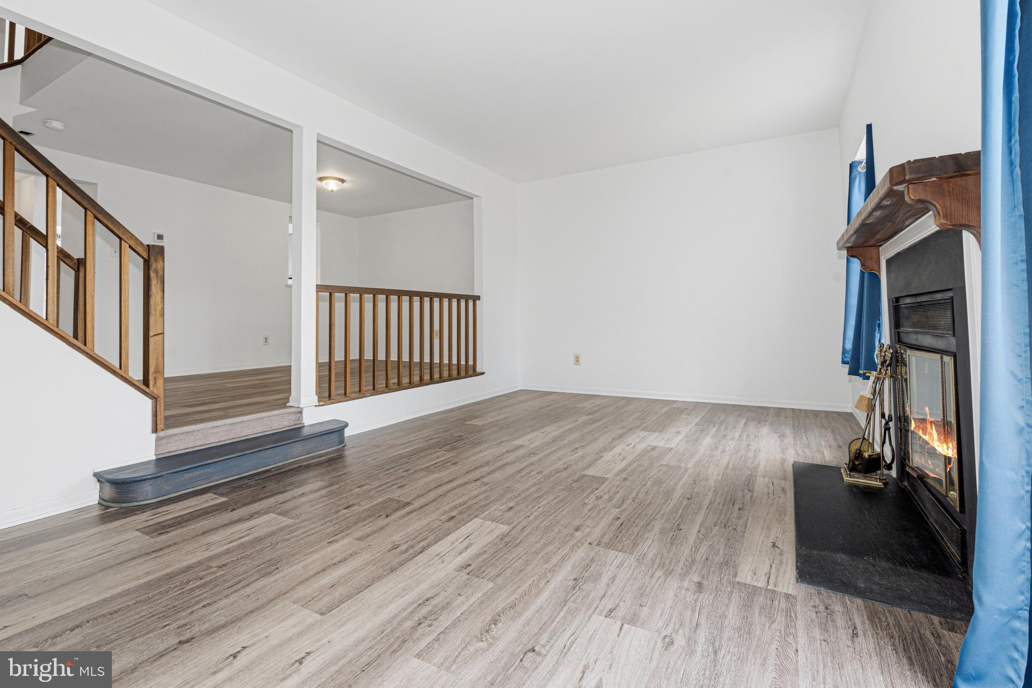 LAUREL - Residential