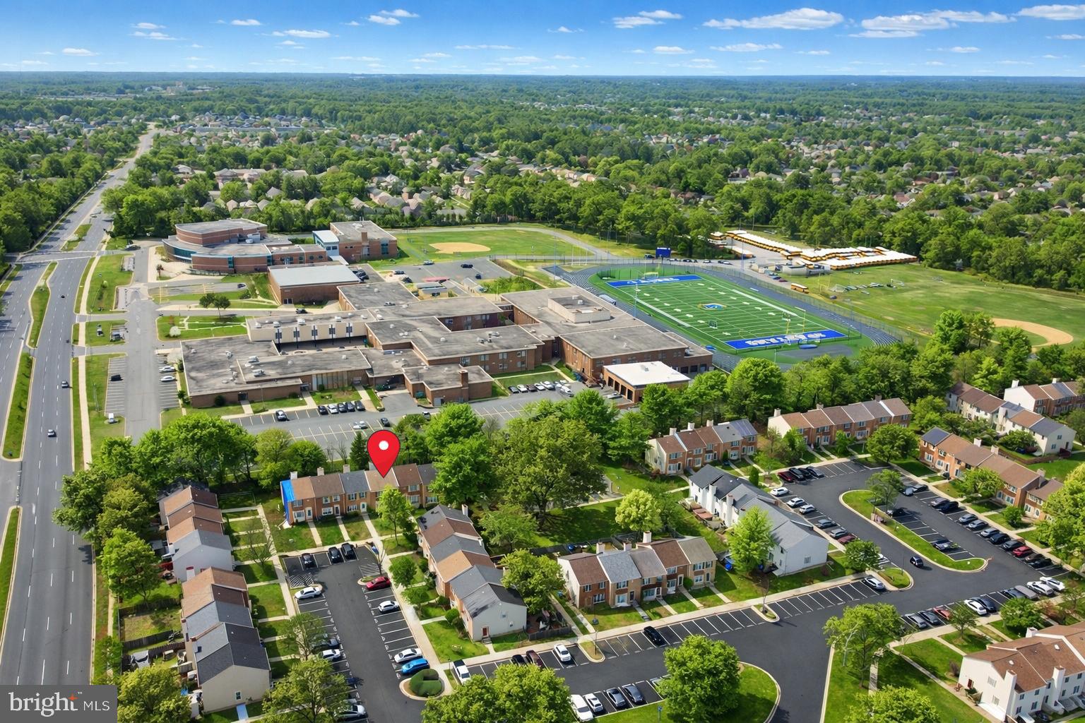 LAUREL - Residential