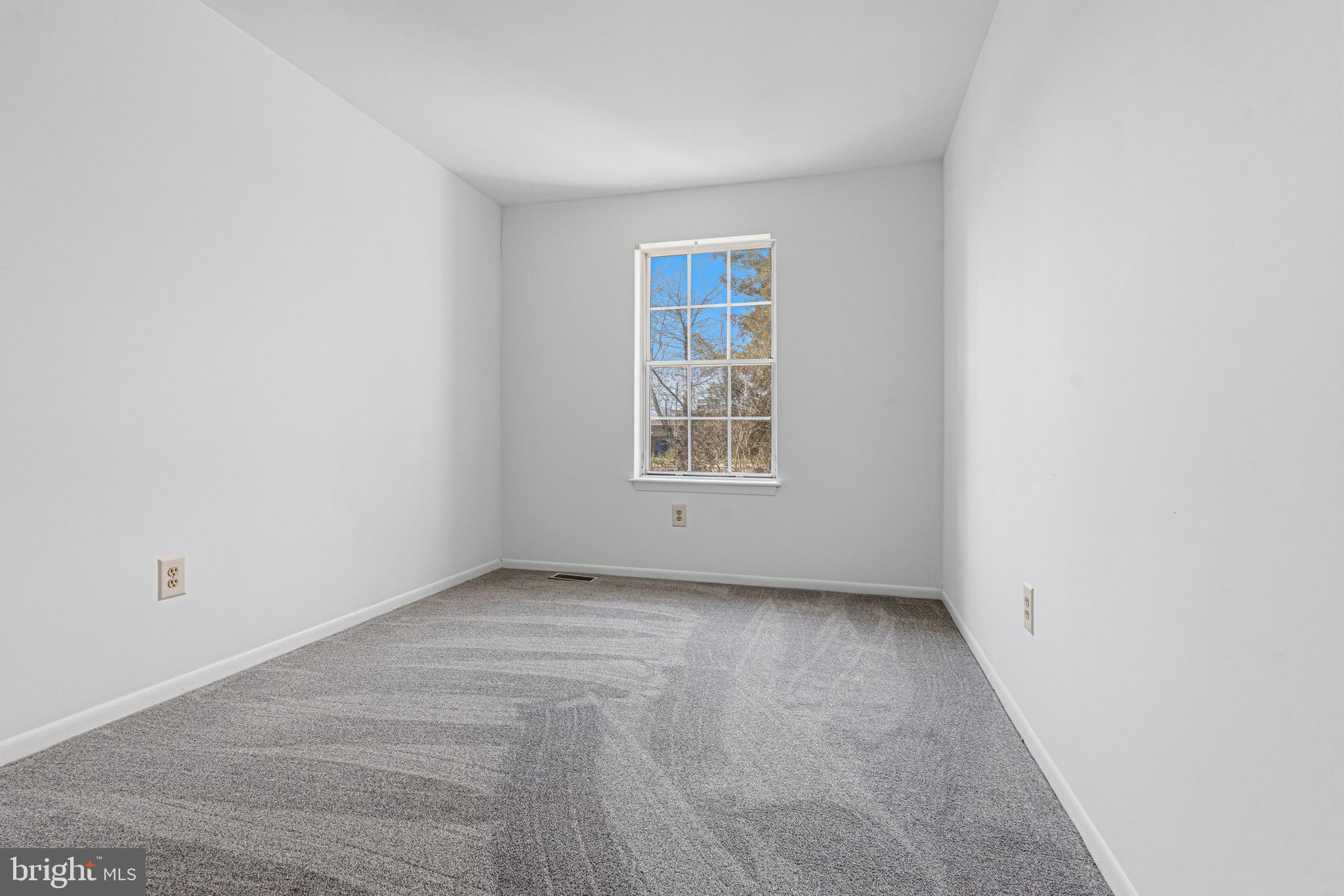 LAUREL - Residential