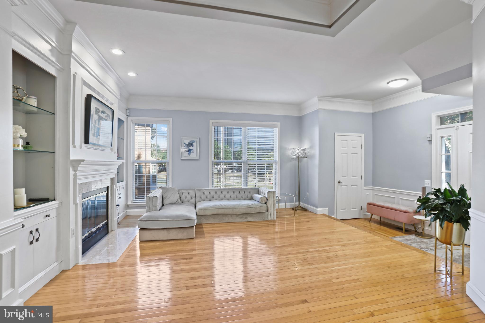 HERITAGE WOODS - Residential