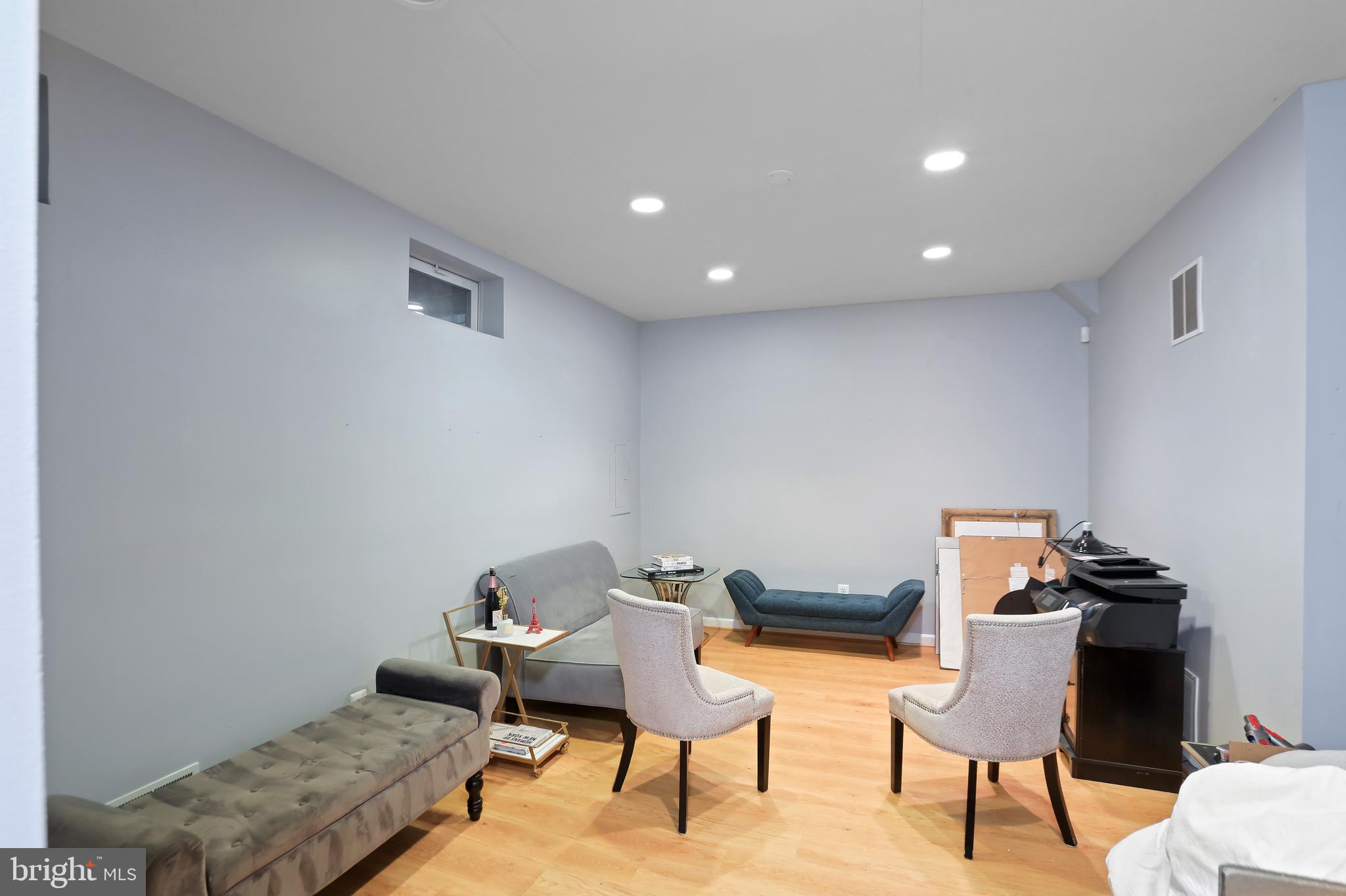 HERITAGE WOODS - Residential