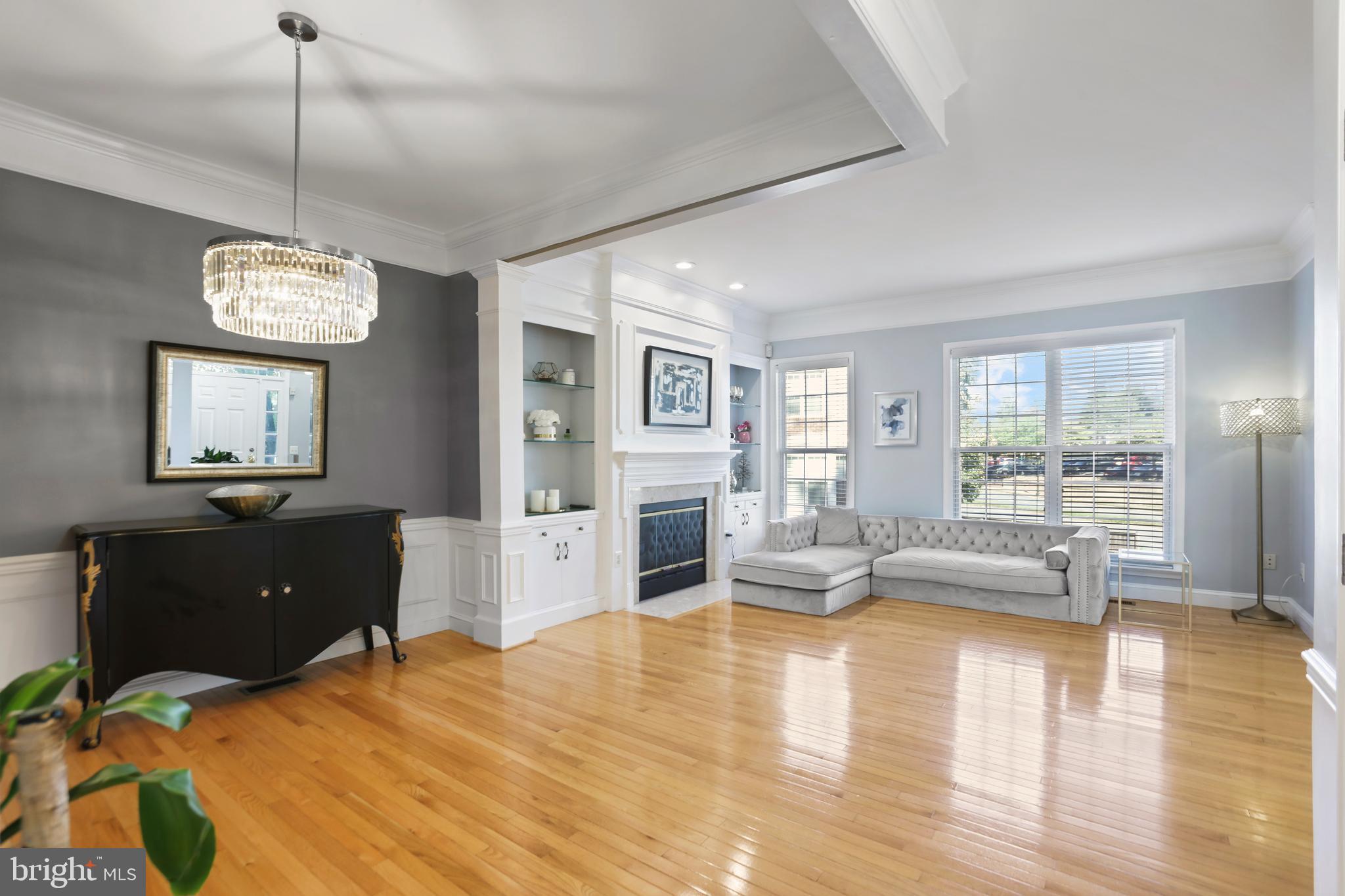 HERITAGE WOODS - Residential