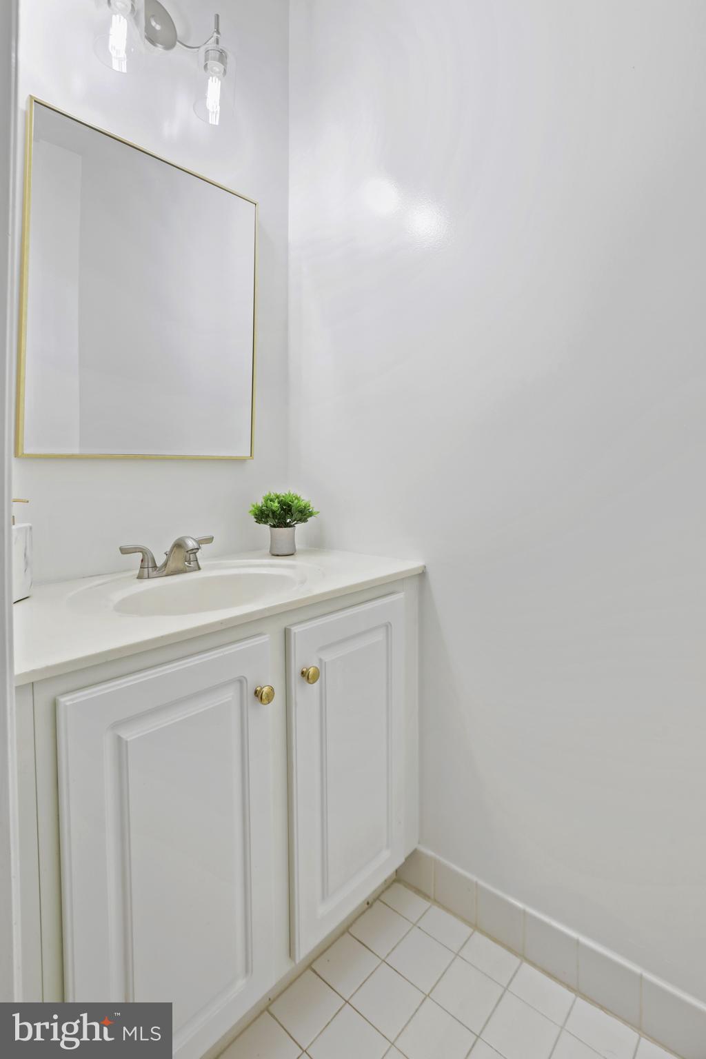 HERITAGE WOODS - Residential