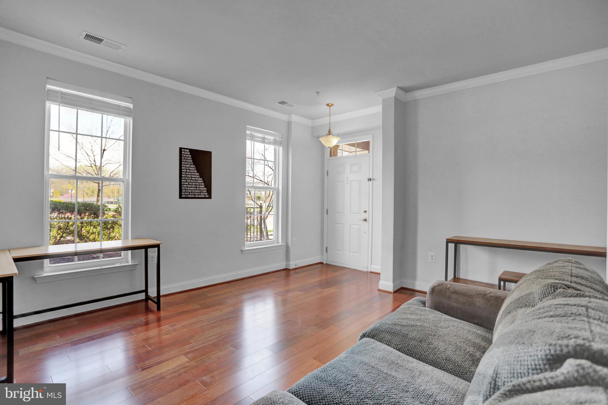 7654 MAPLE LAWN BOULEVARD 33