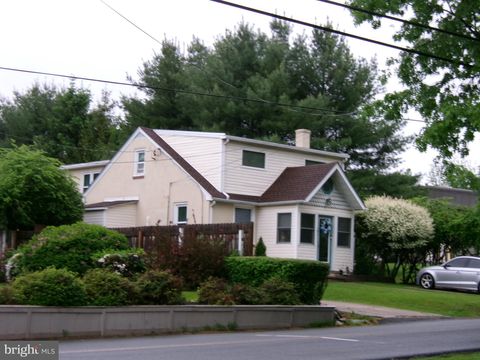 191 W 8TH STREET PENNSBURG PA 18073