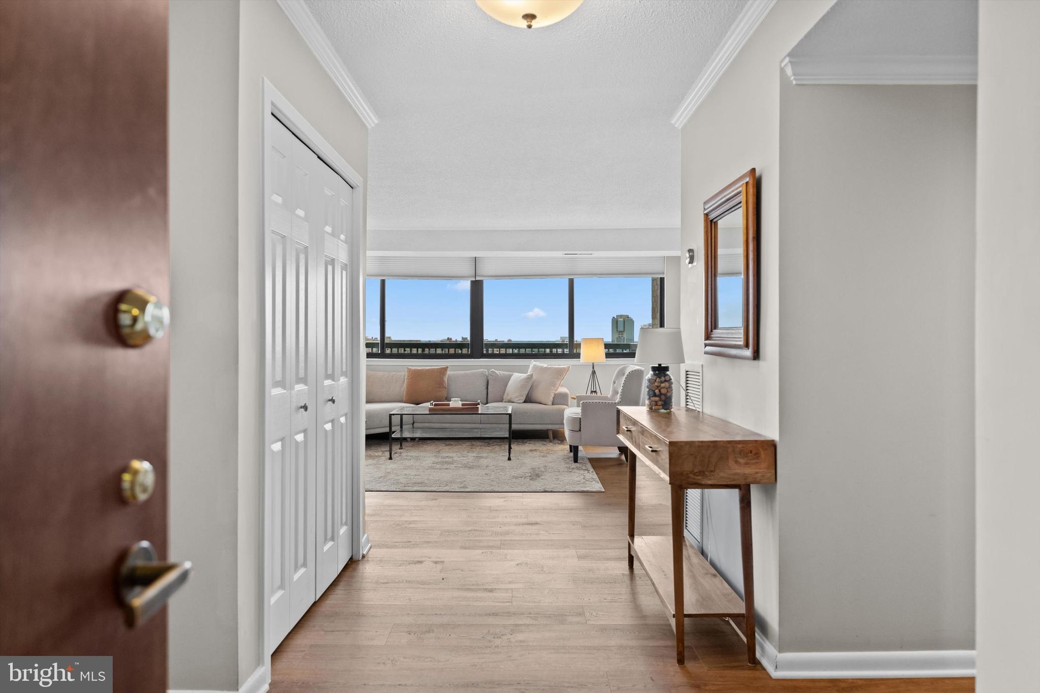 SKYLINE SQUARE CONDO - Residential