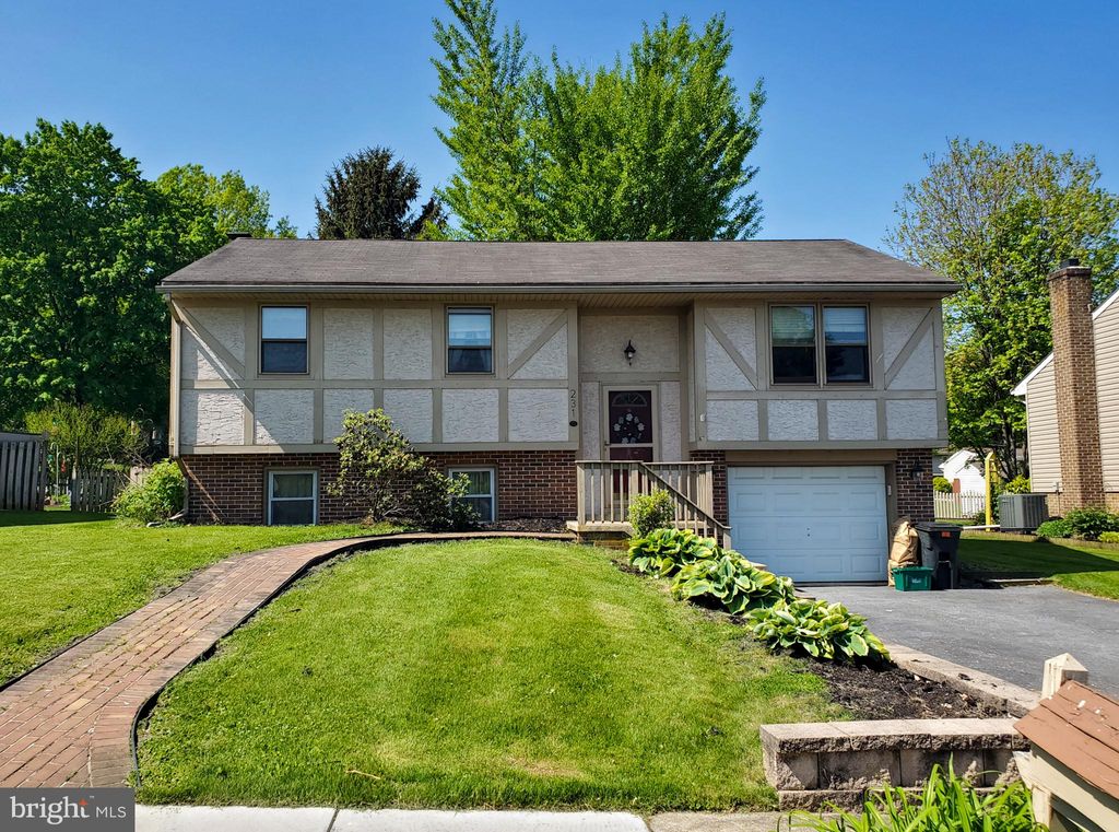 Photo of 231 MARION TER, EPHRATA, PA 17522 (MLS # PALA2034672)