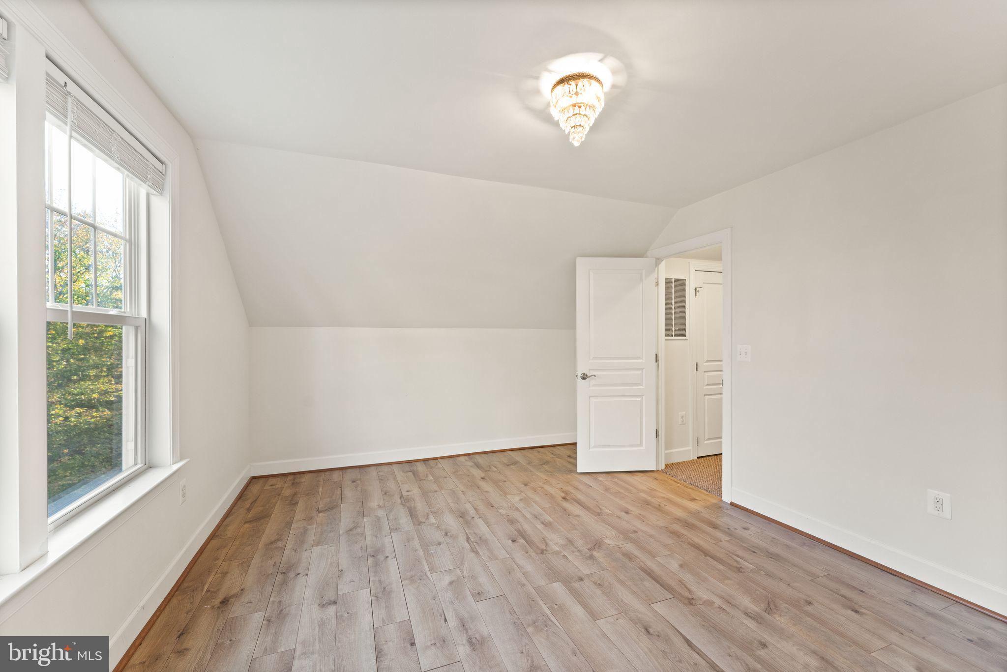 HISTORIC SELMA ESTATES - Residential