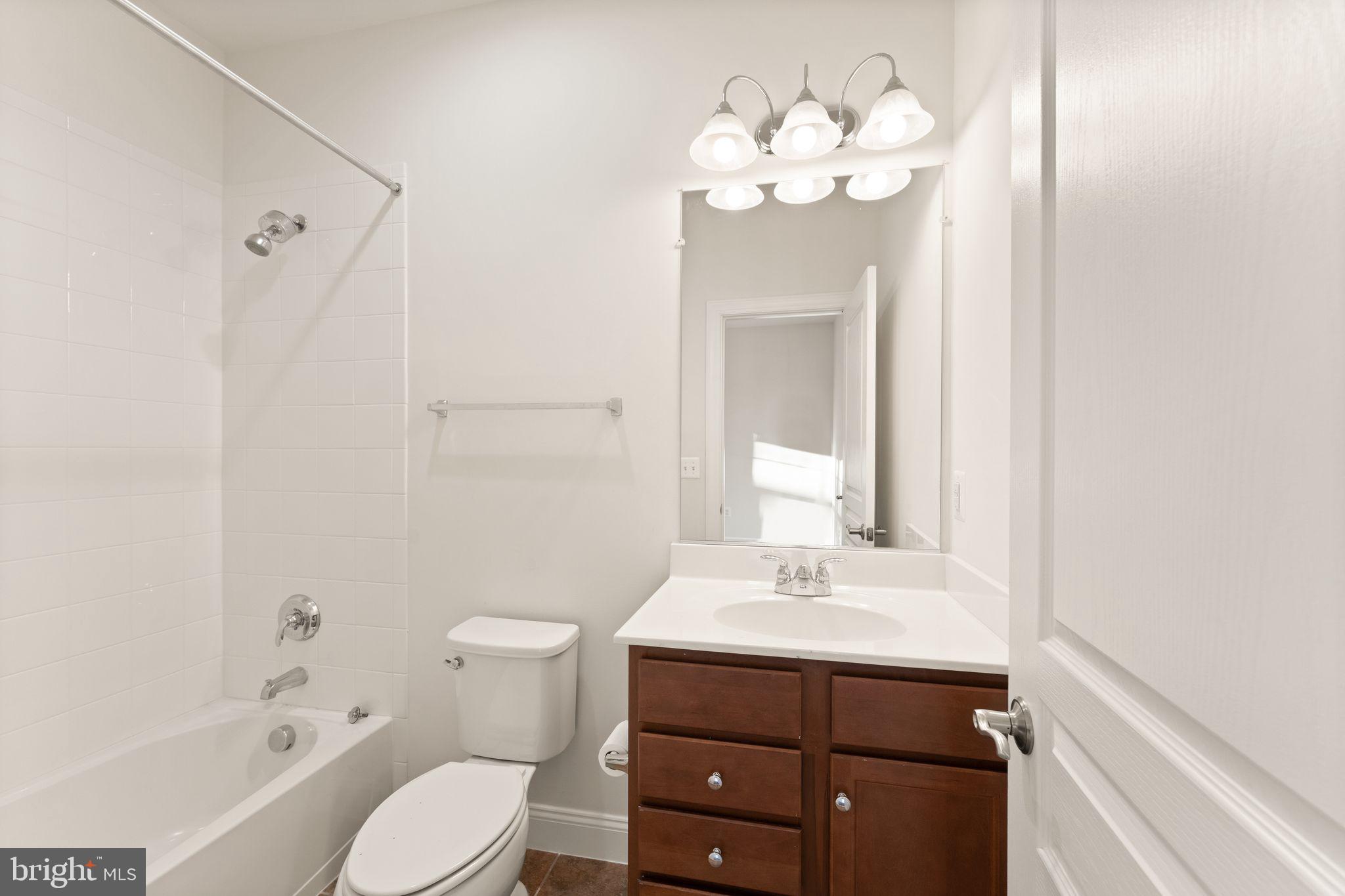 HISTORIC SELMA ESTATES - Residential