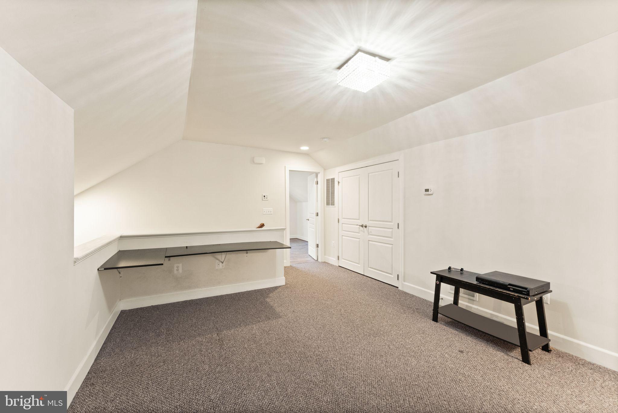 HISTORIC SELMA ESTATES - Residential