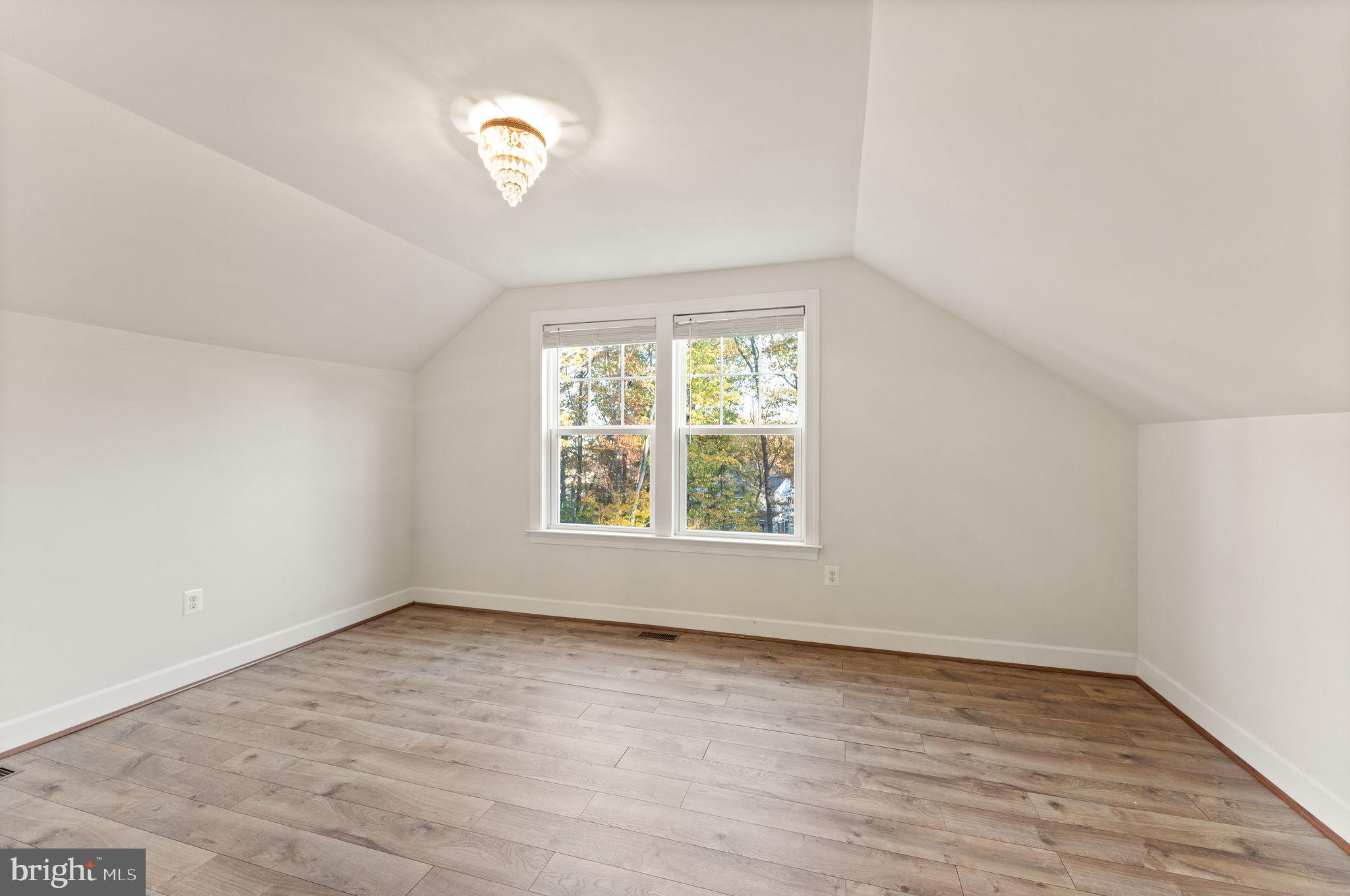 HISTORIC SELMA ESTATES - Residential