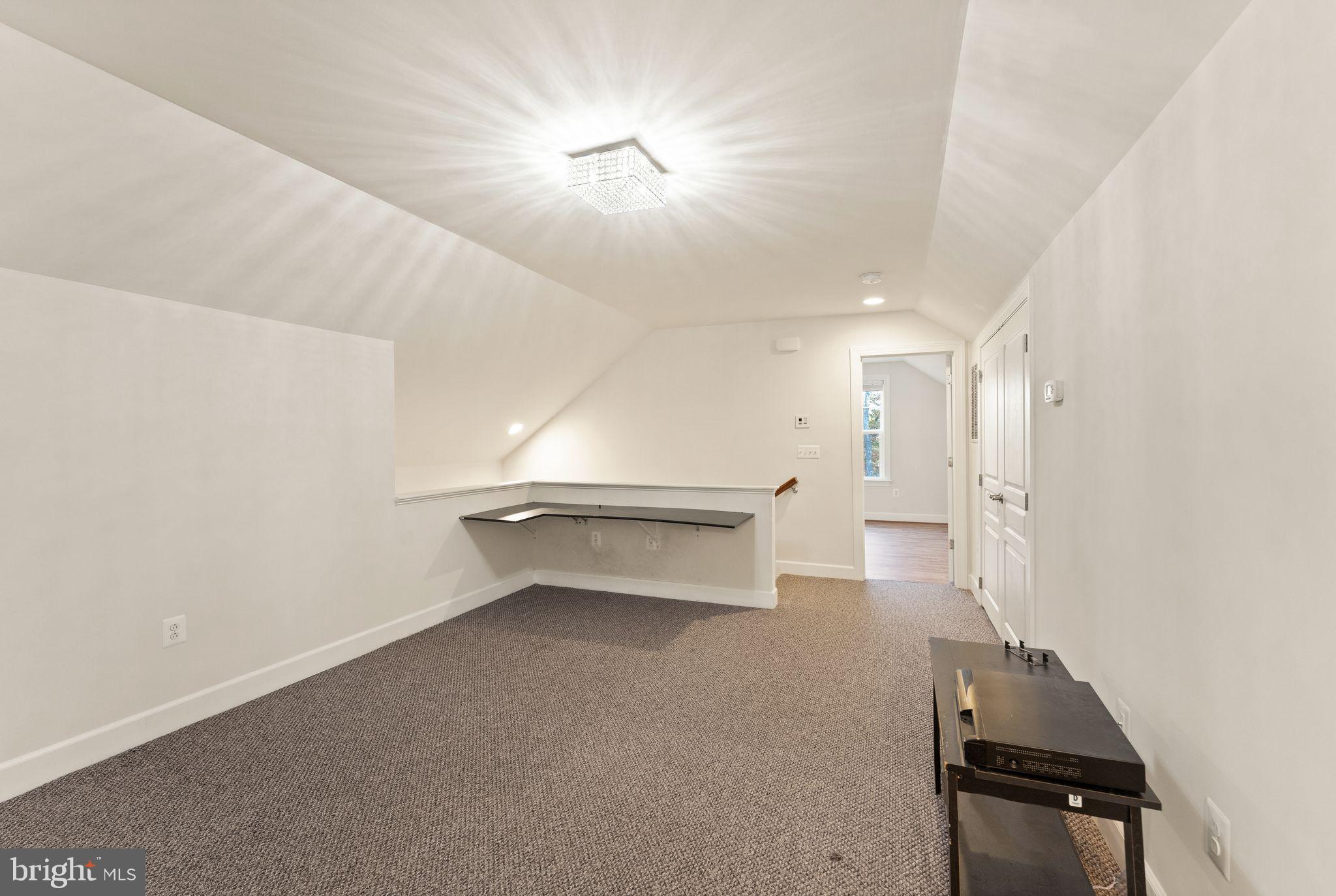 HISTORIC SELMA ESTATES - Residential